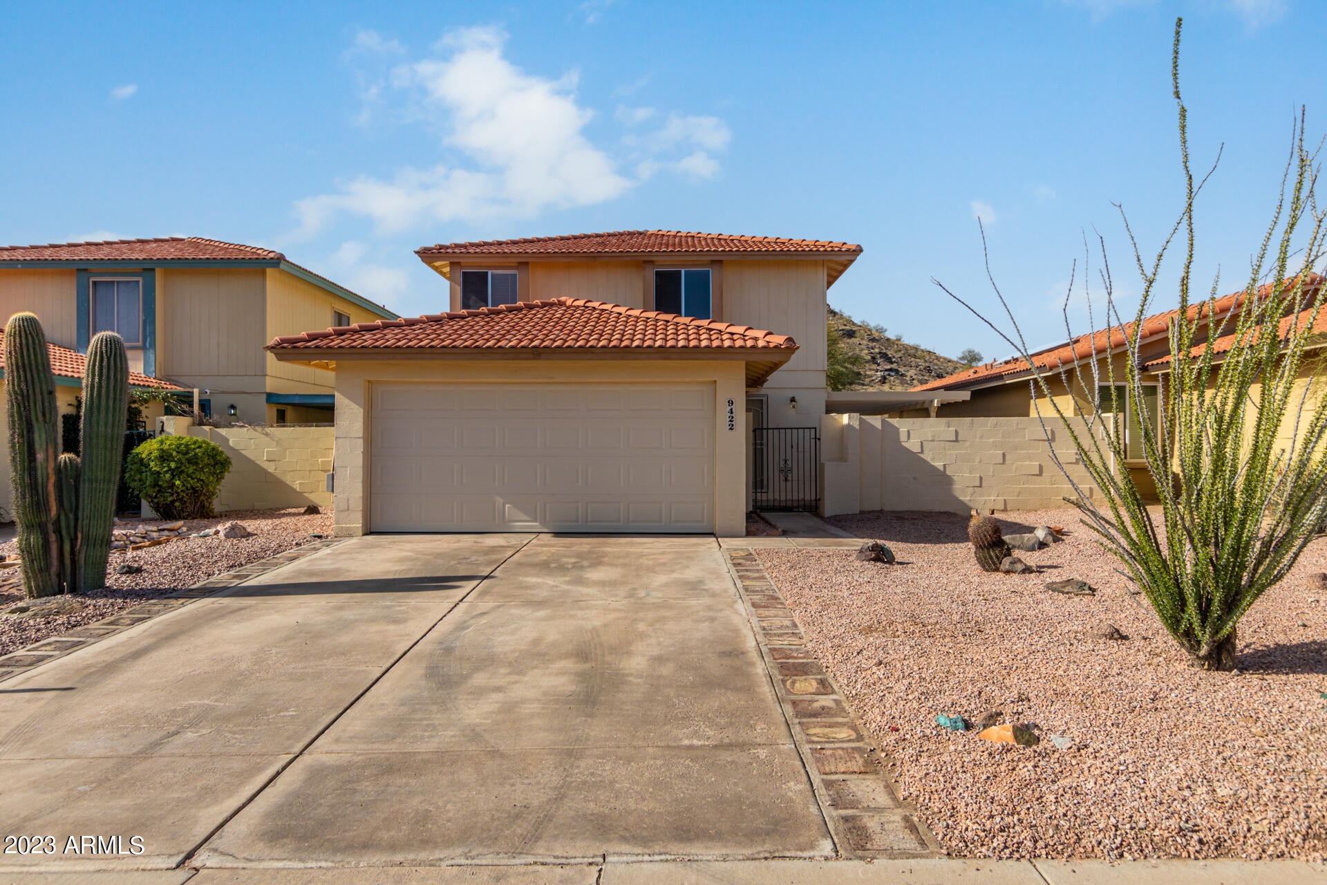 9422 S 43RD Place