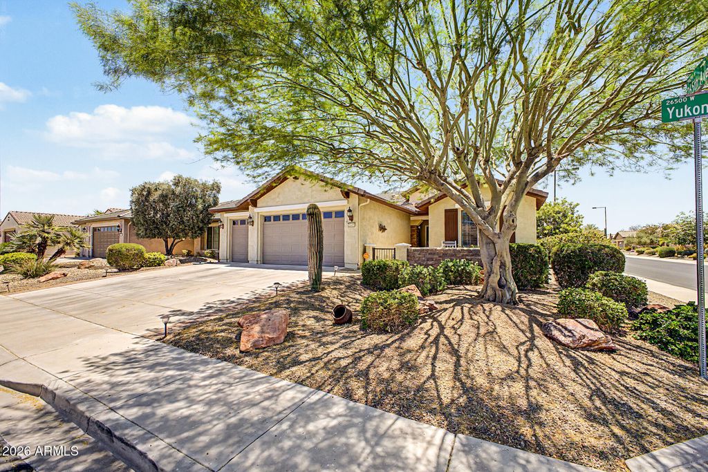 Photo of 26495 W Yukon Drive, Buckeye, AZ 85396 (MLS # 7041324)