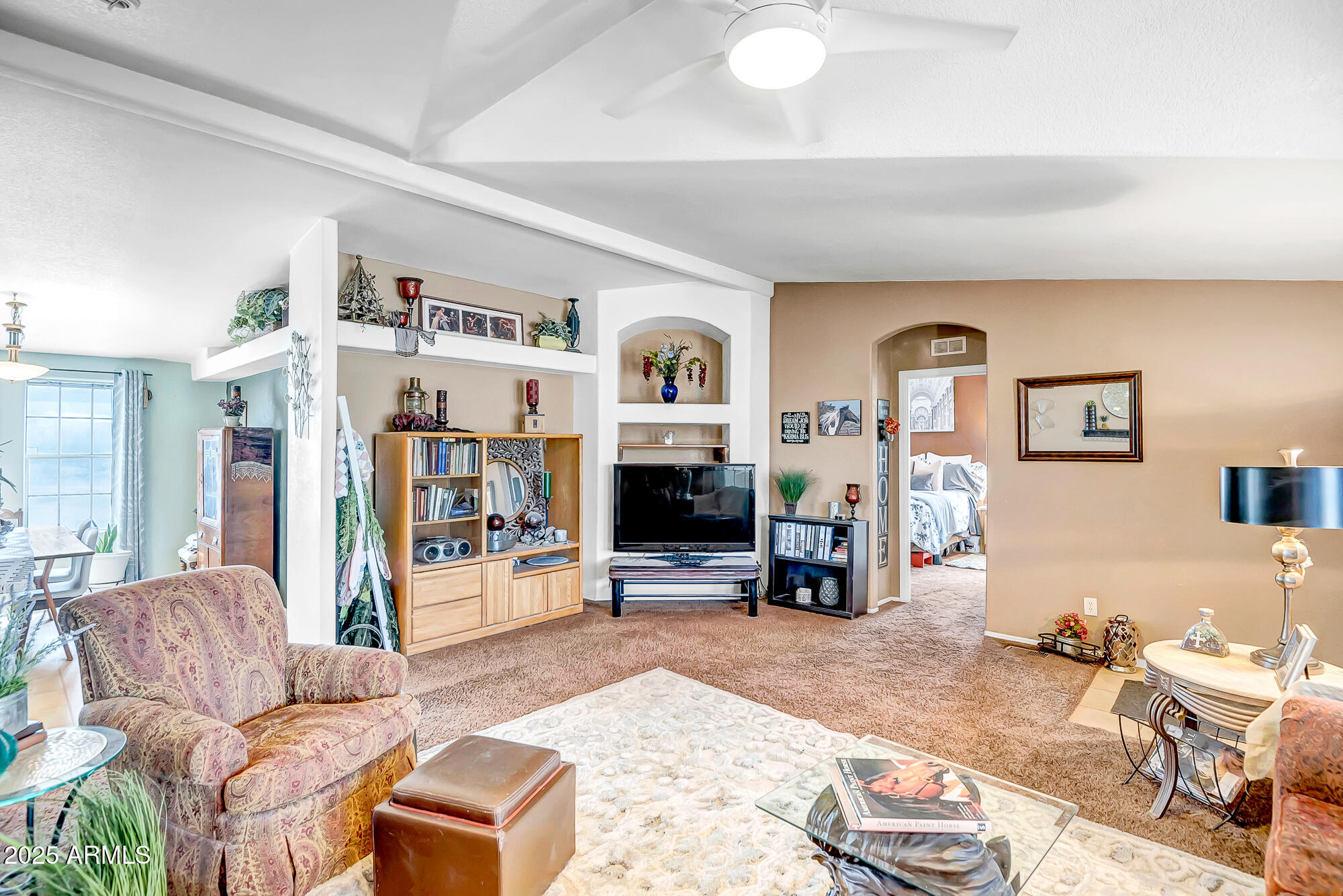 2406 W WHITE SPAR Road