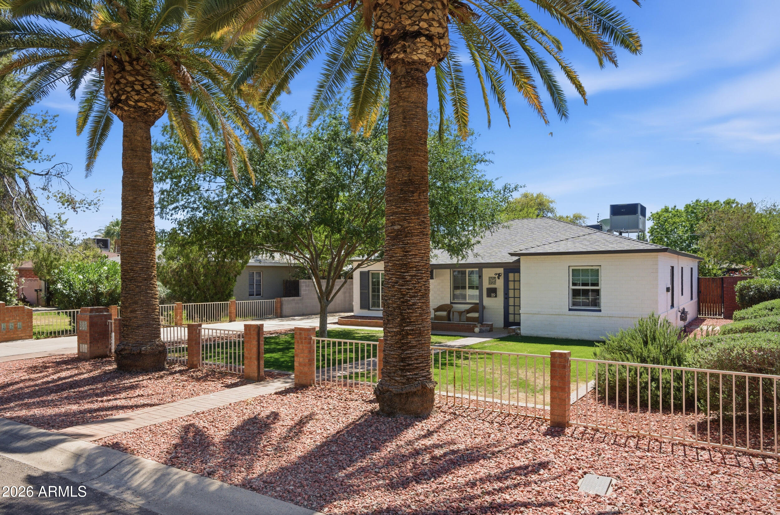 119 W PIERSON Street