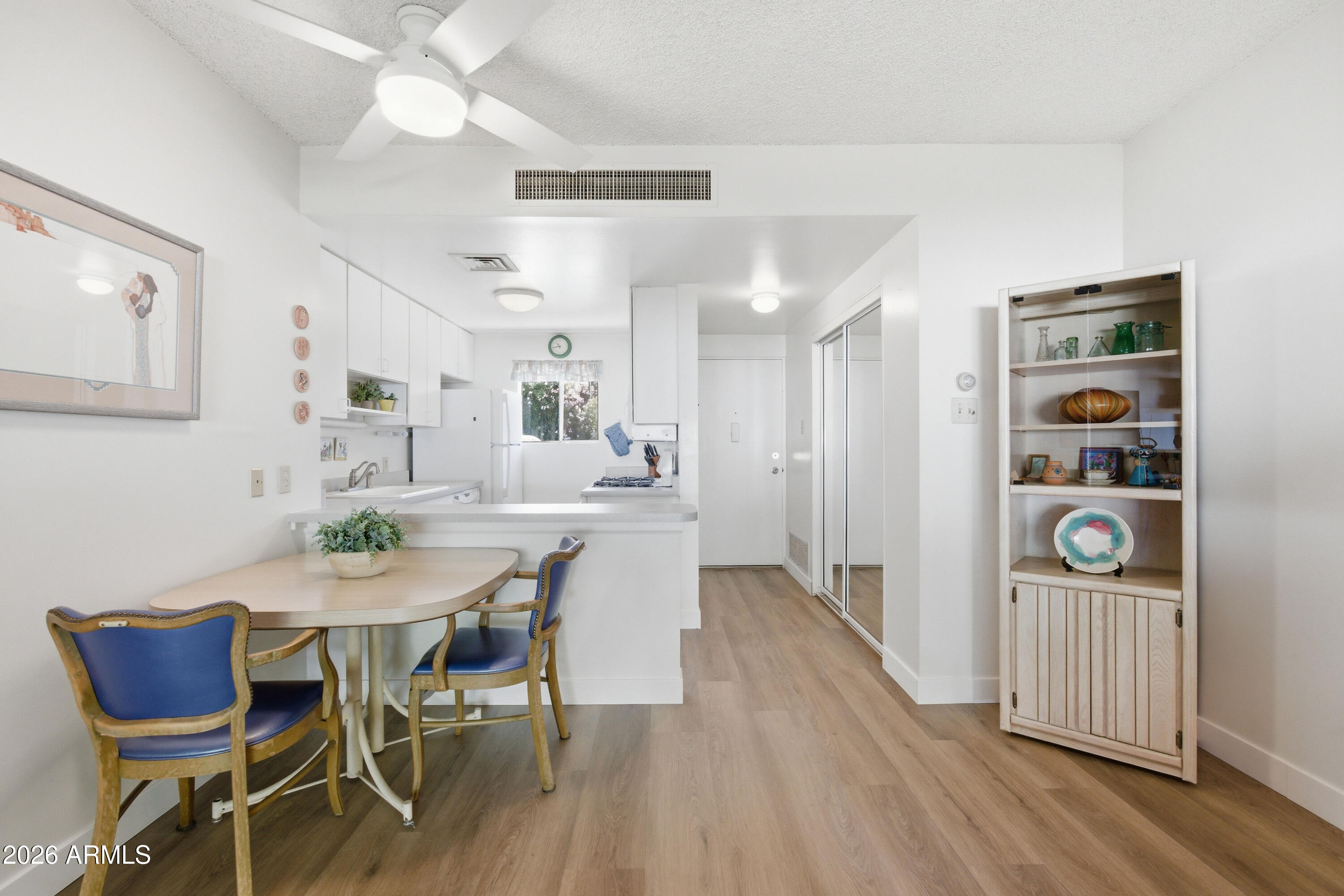 6125 E INDIAN SCHOOL Road 187