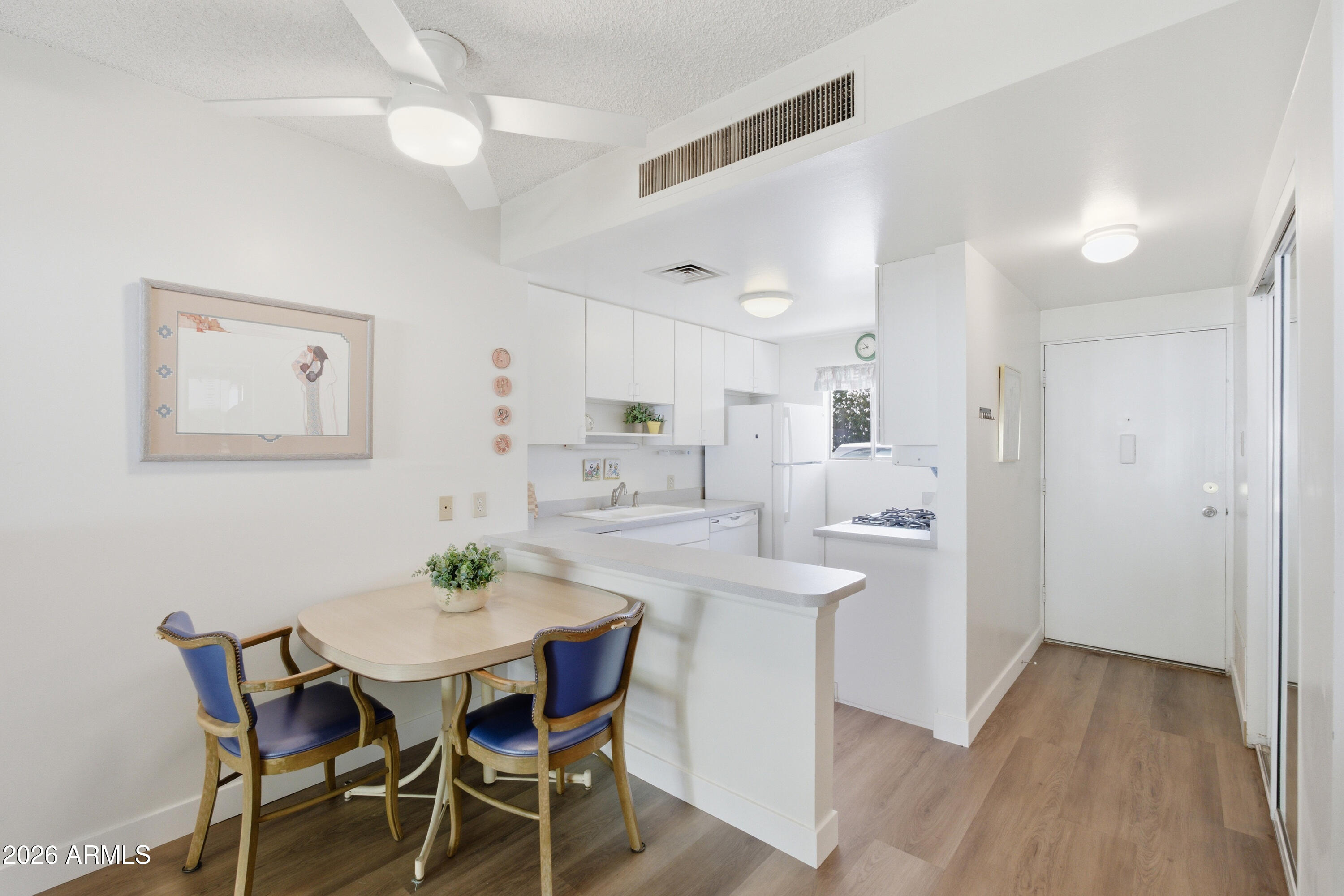 6125 E INDIAN SCHOOL Road 187