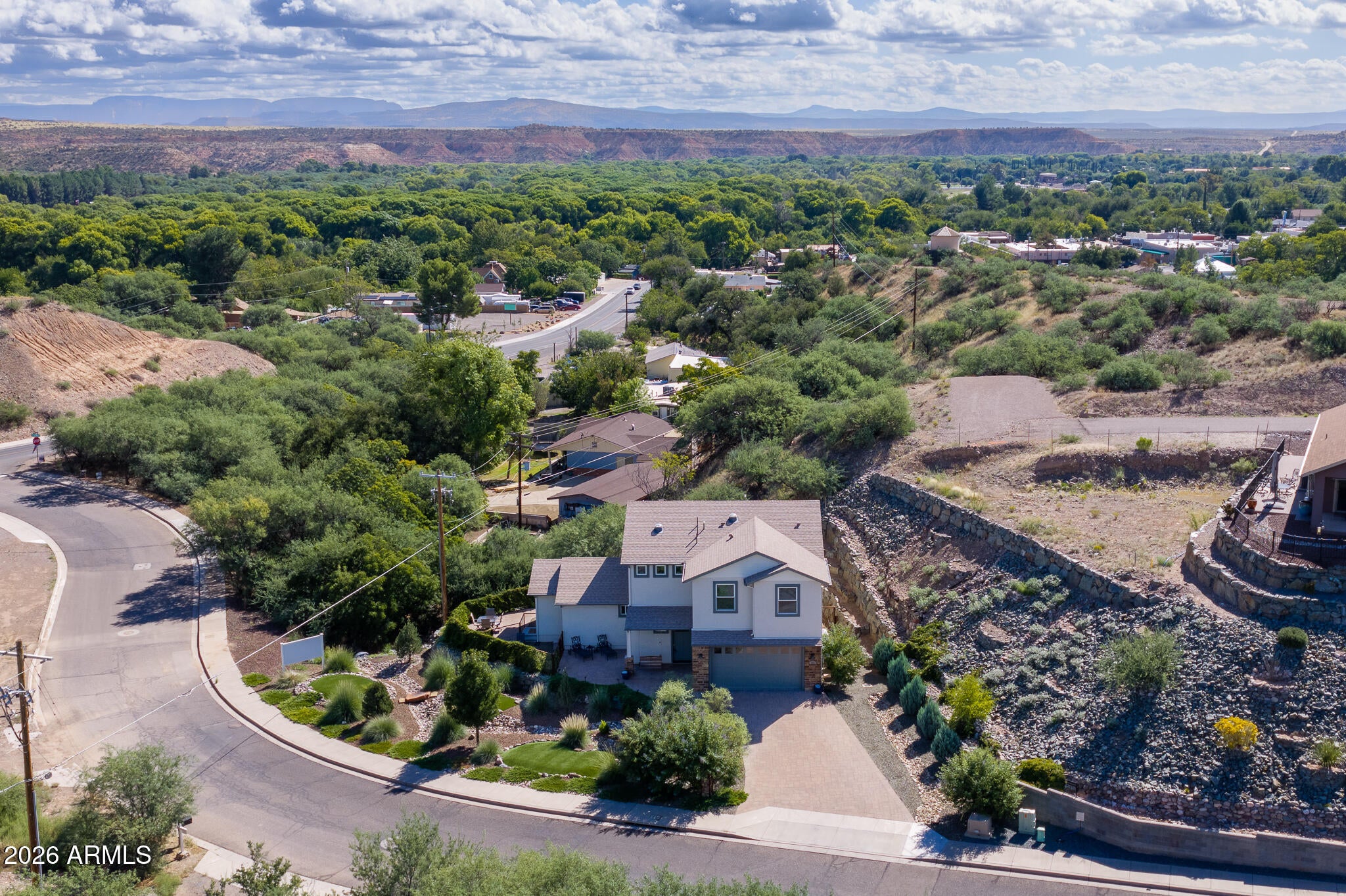 375 KINDRA HEIGHTS Road