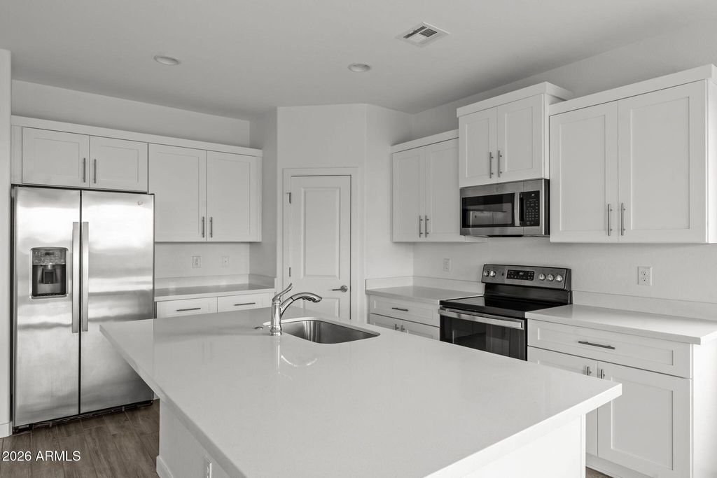 Photo of 16214 E Dixileta Drive, Scottsdale, AZ 85262 (MLS # 6974064)