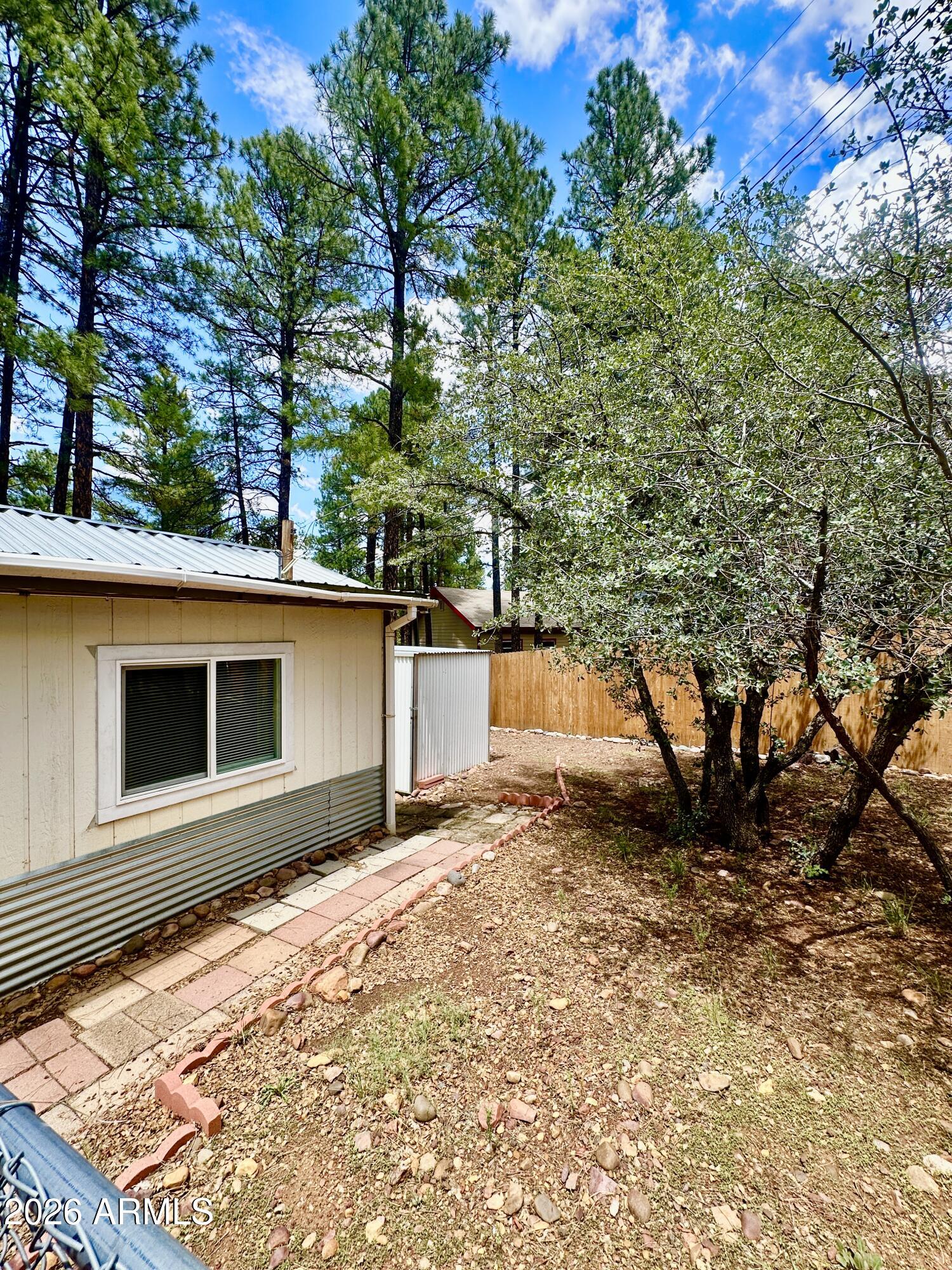 1301 N 45TH Drive