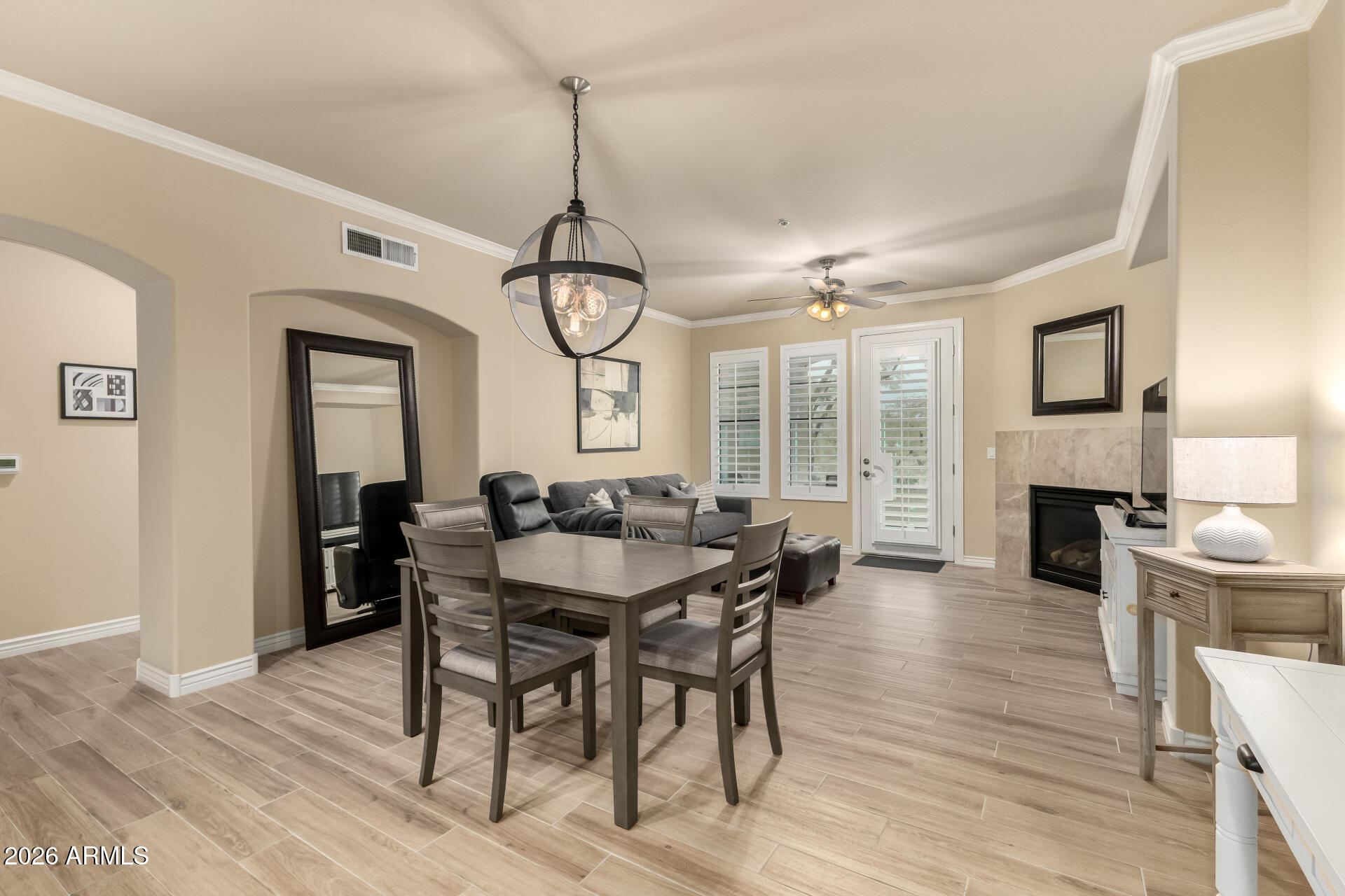 7601 E INDIAN BEND Road 1045