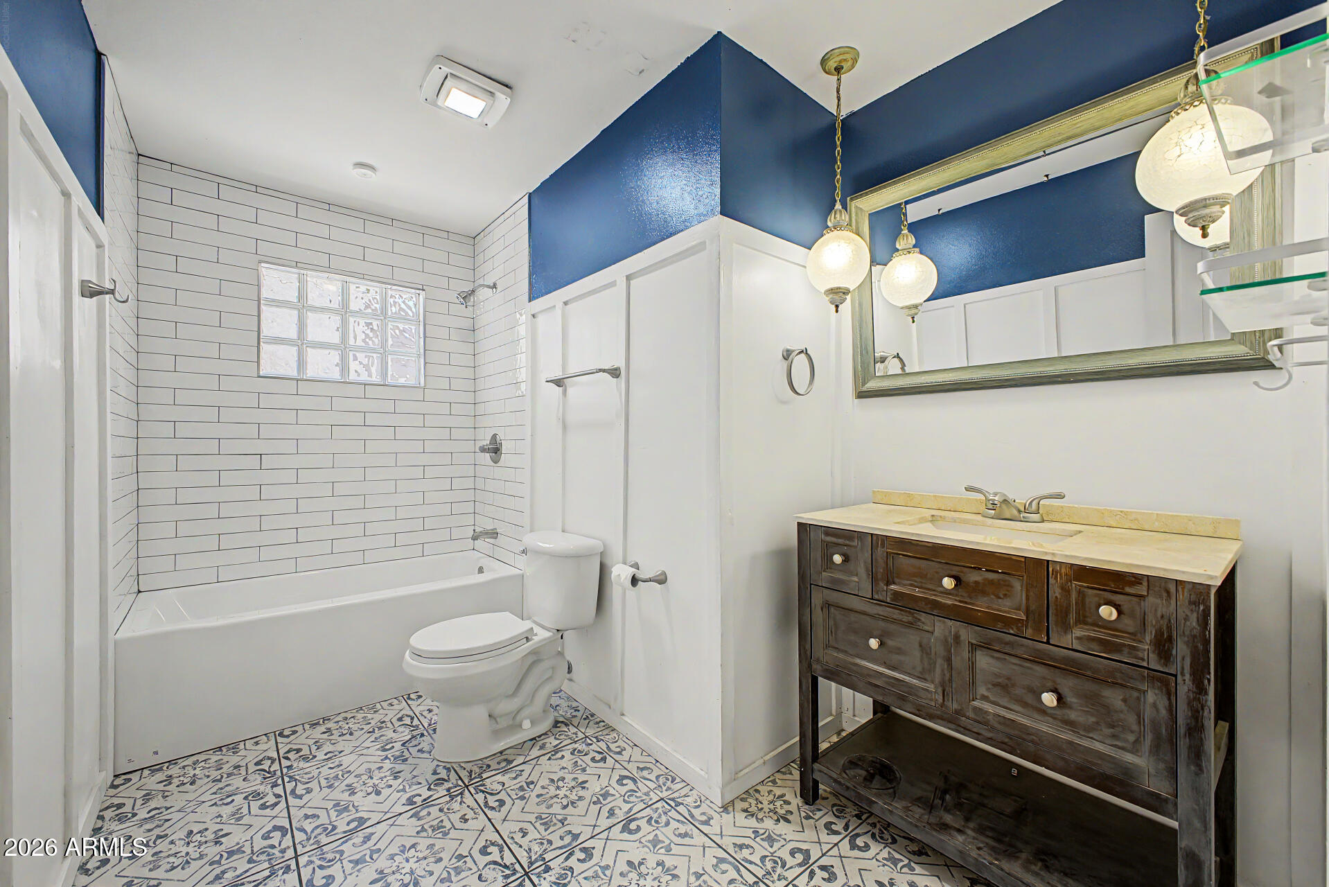 DEVONSHIRE ESTATES - Residential