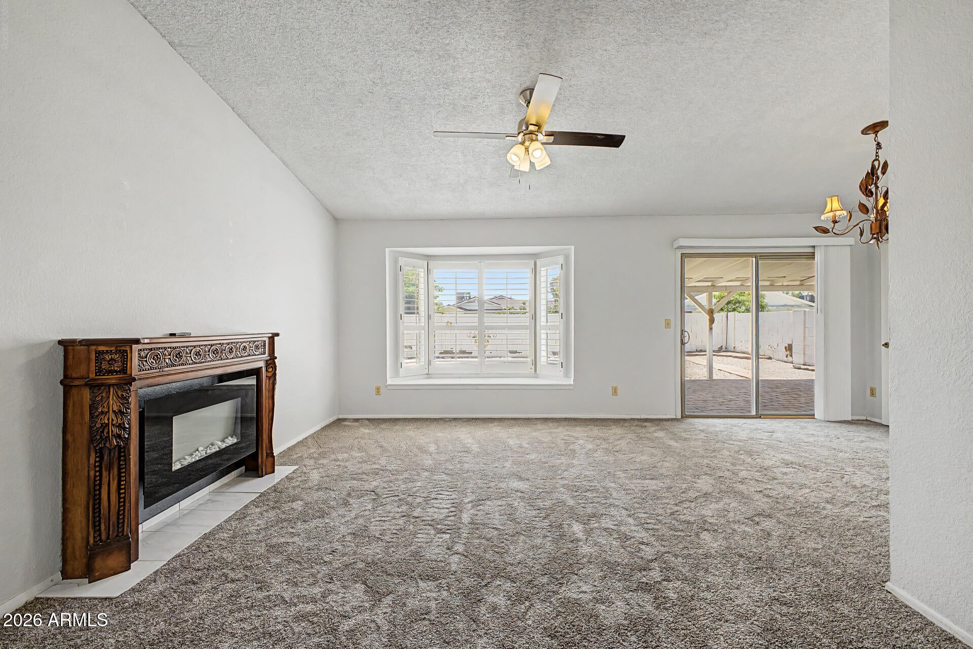 405 W SANDRA Terrace