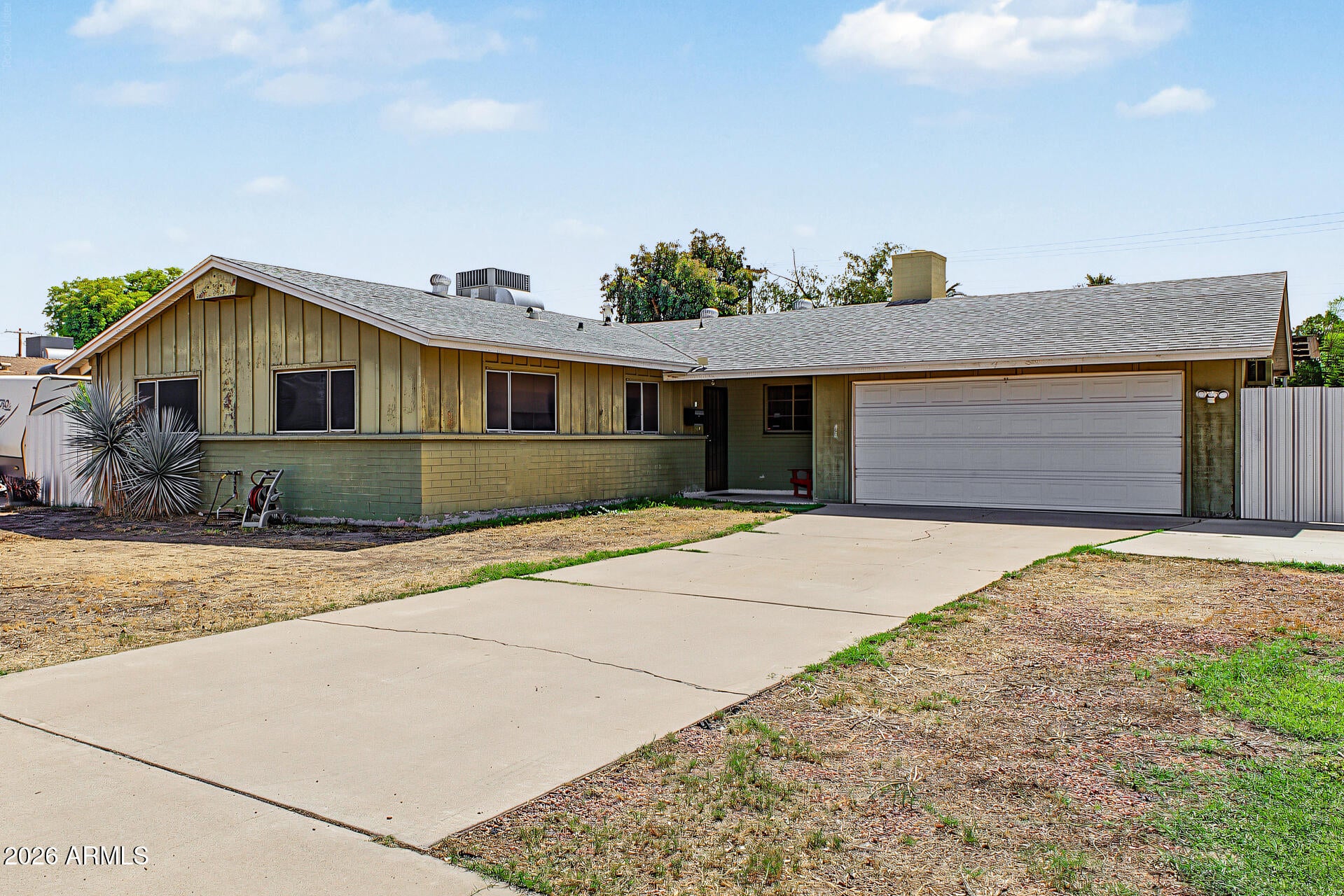2109 W KEIM Drive