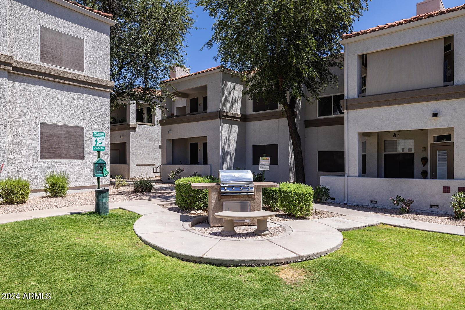 11375 E SAHUARO Drive 1055