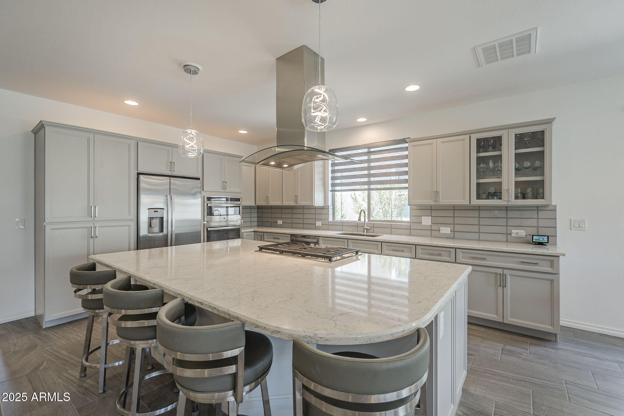 116 E SANTA LUCIA Lane