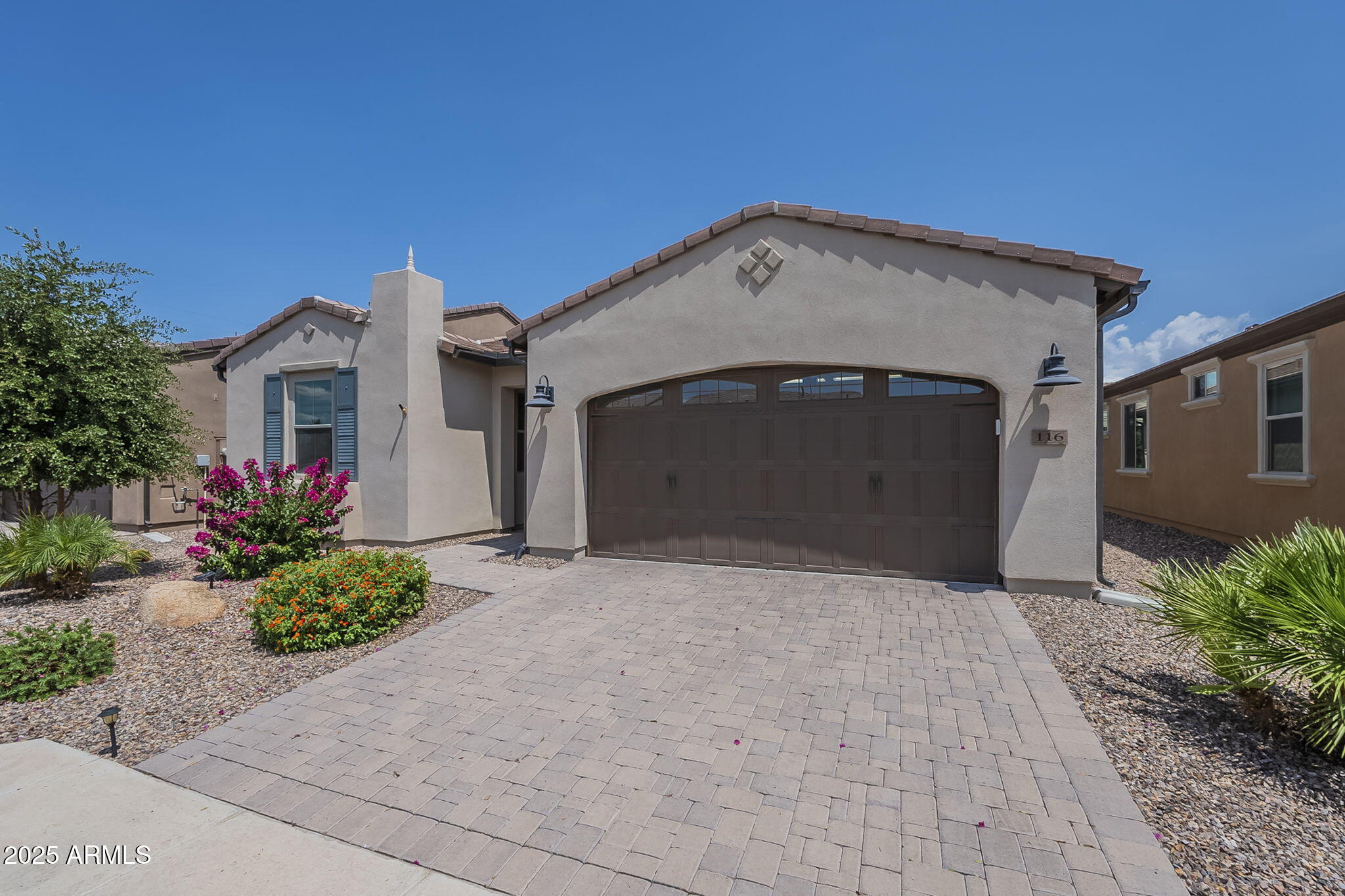116 E SANTA LUCIA Lane
