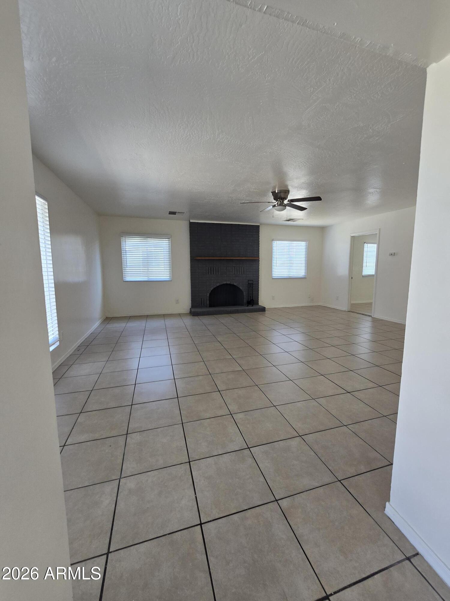 6917 W HIGHLAND Avenue