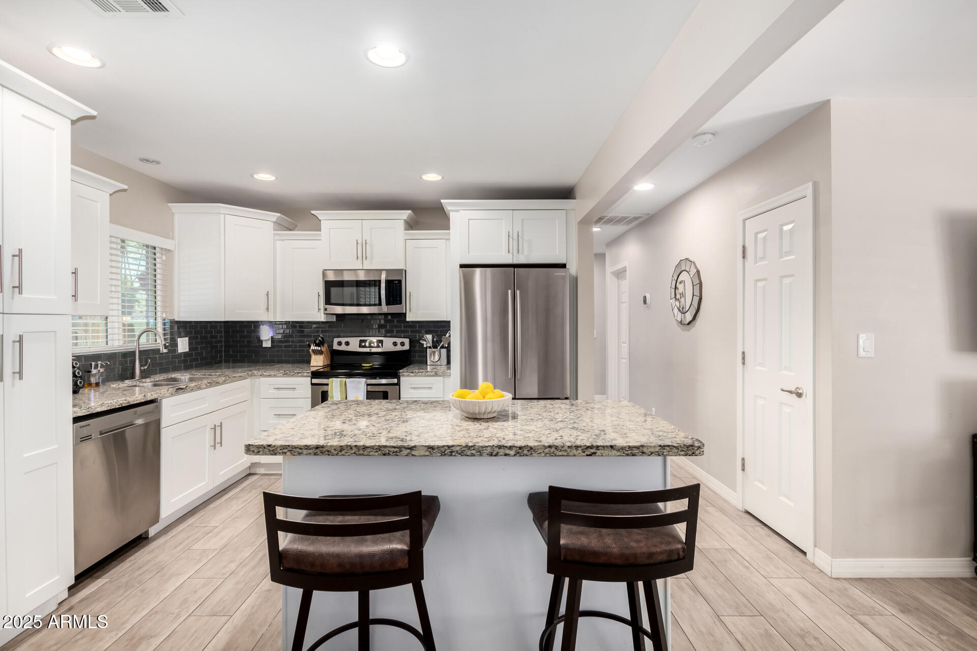 508 S ERNIE Place
