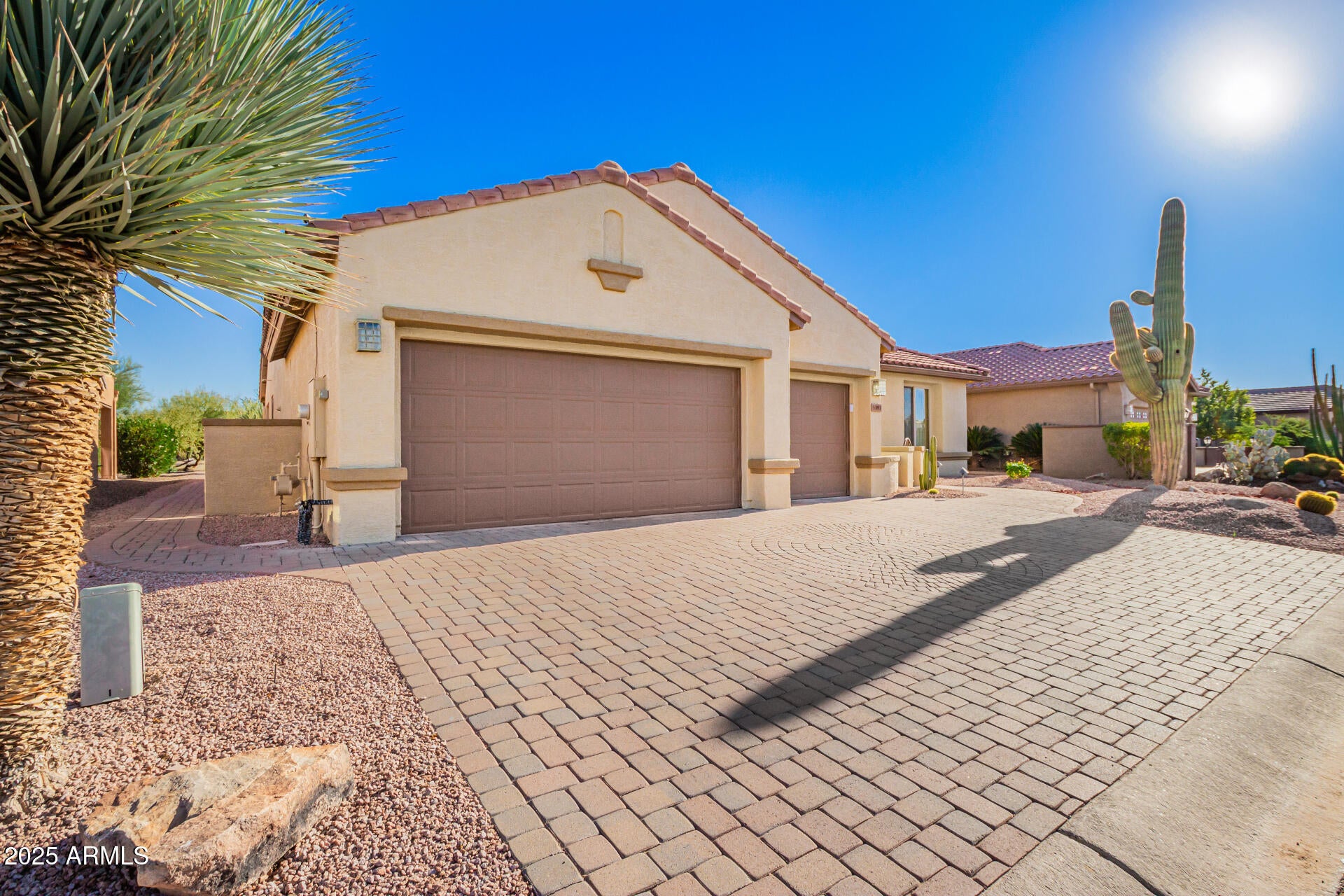 5381 N PIONEER Drive