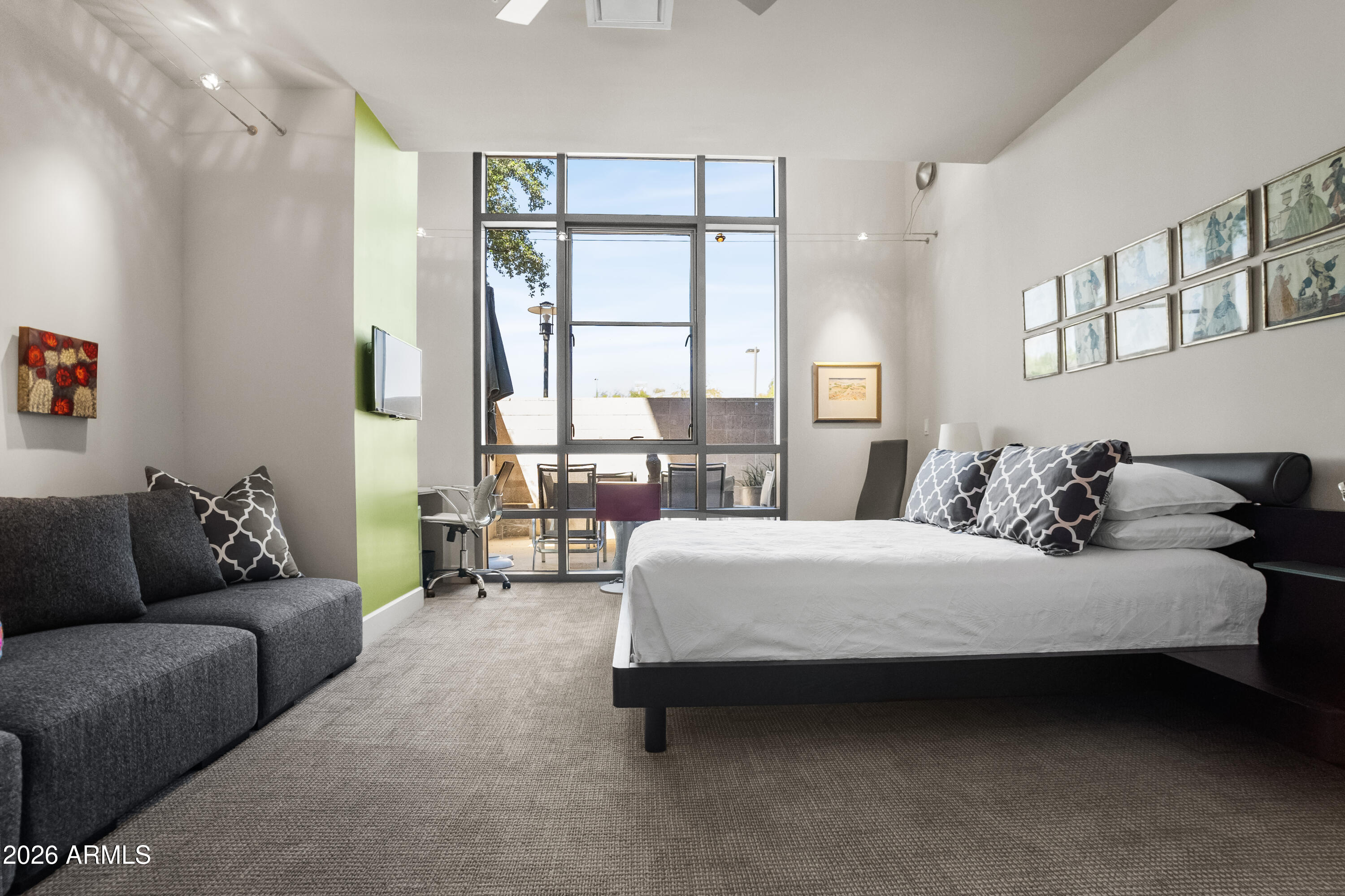 15215 N KIERLAND Boulevard 108