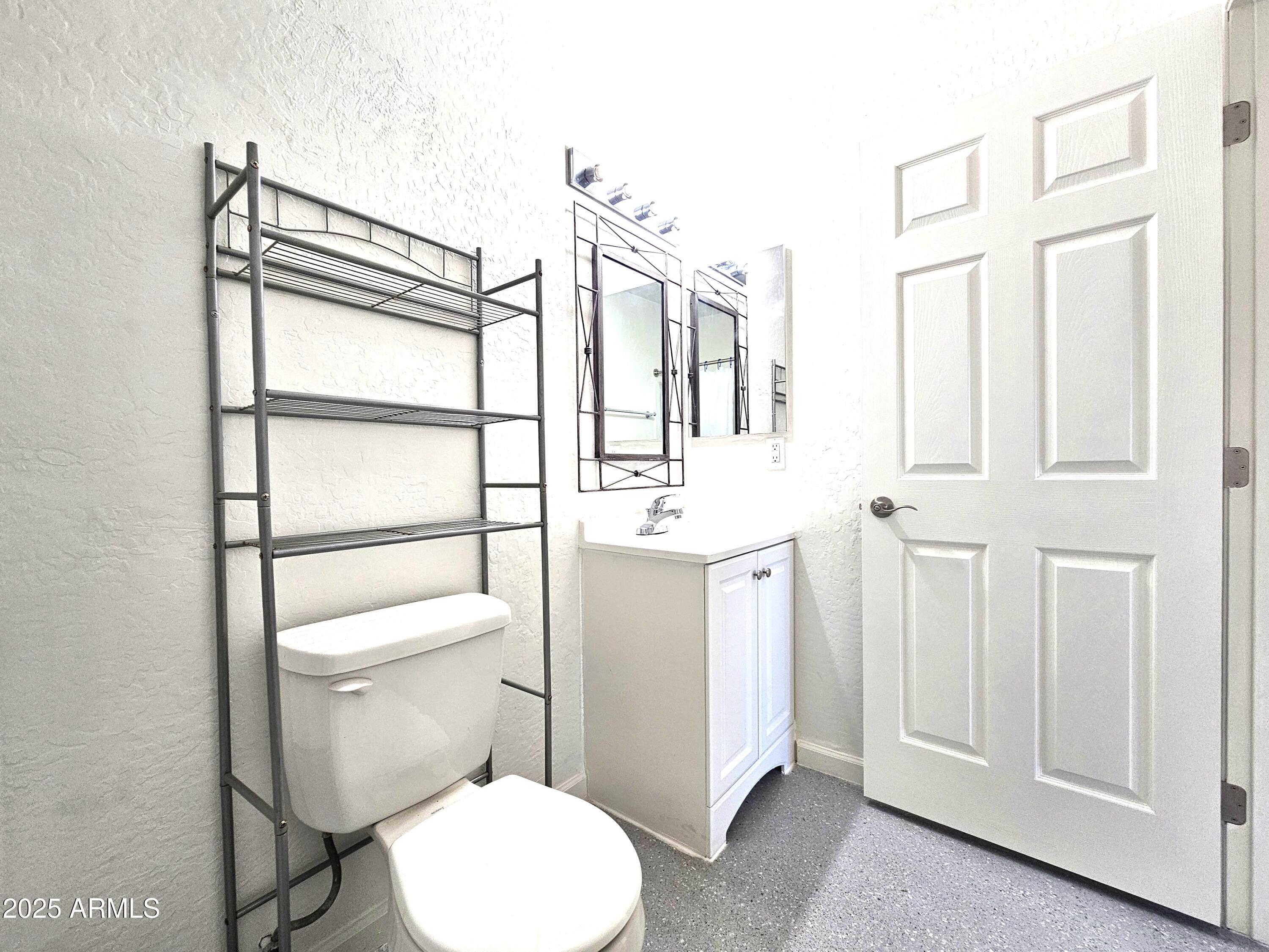 1429 S 15th Avenue Apt 2
