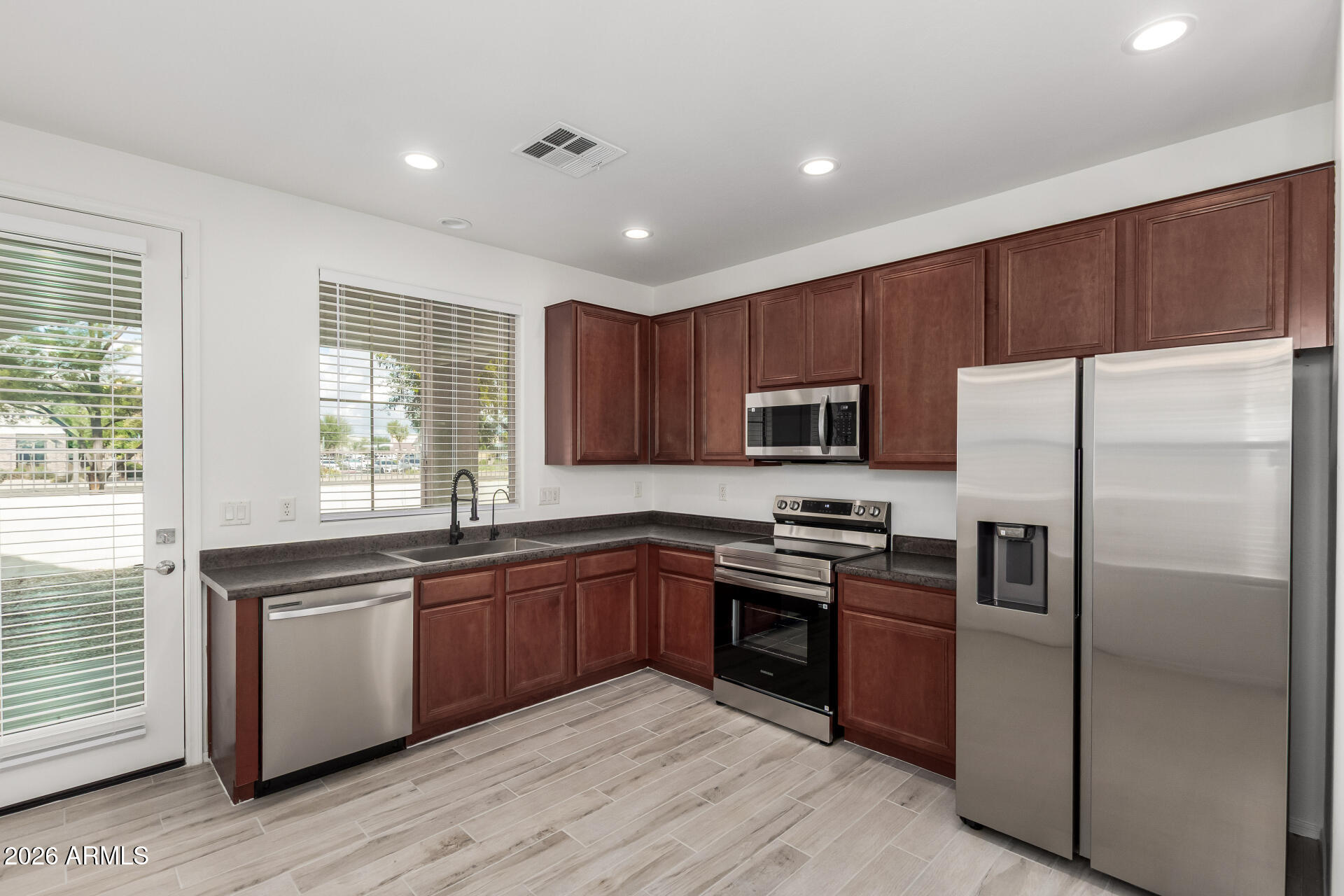 21026 E PICKETT Street