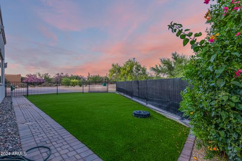 A home in Cave Creek