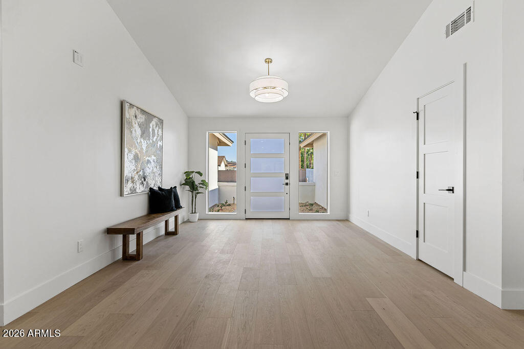 6010 E GREENWAY Lane E