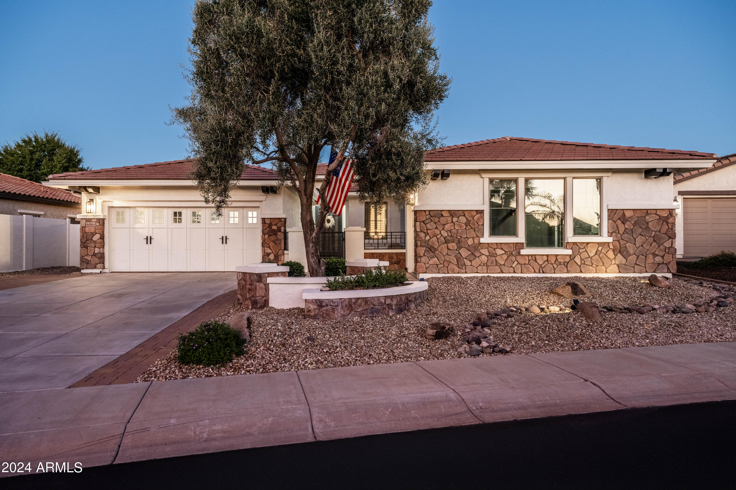 View Gilbert, AZ 85298 house