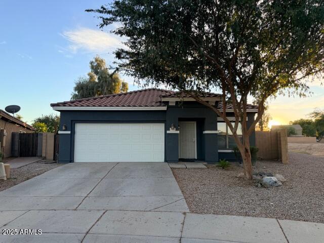 2923 W Five Mile Peak Drive