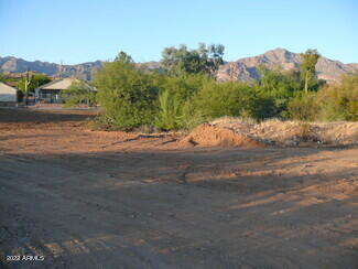 Photo 3 of 18 of 5562 S ESTRELLA Road 91 land