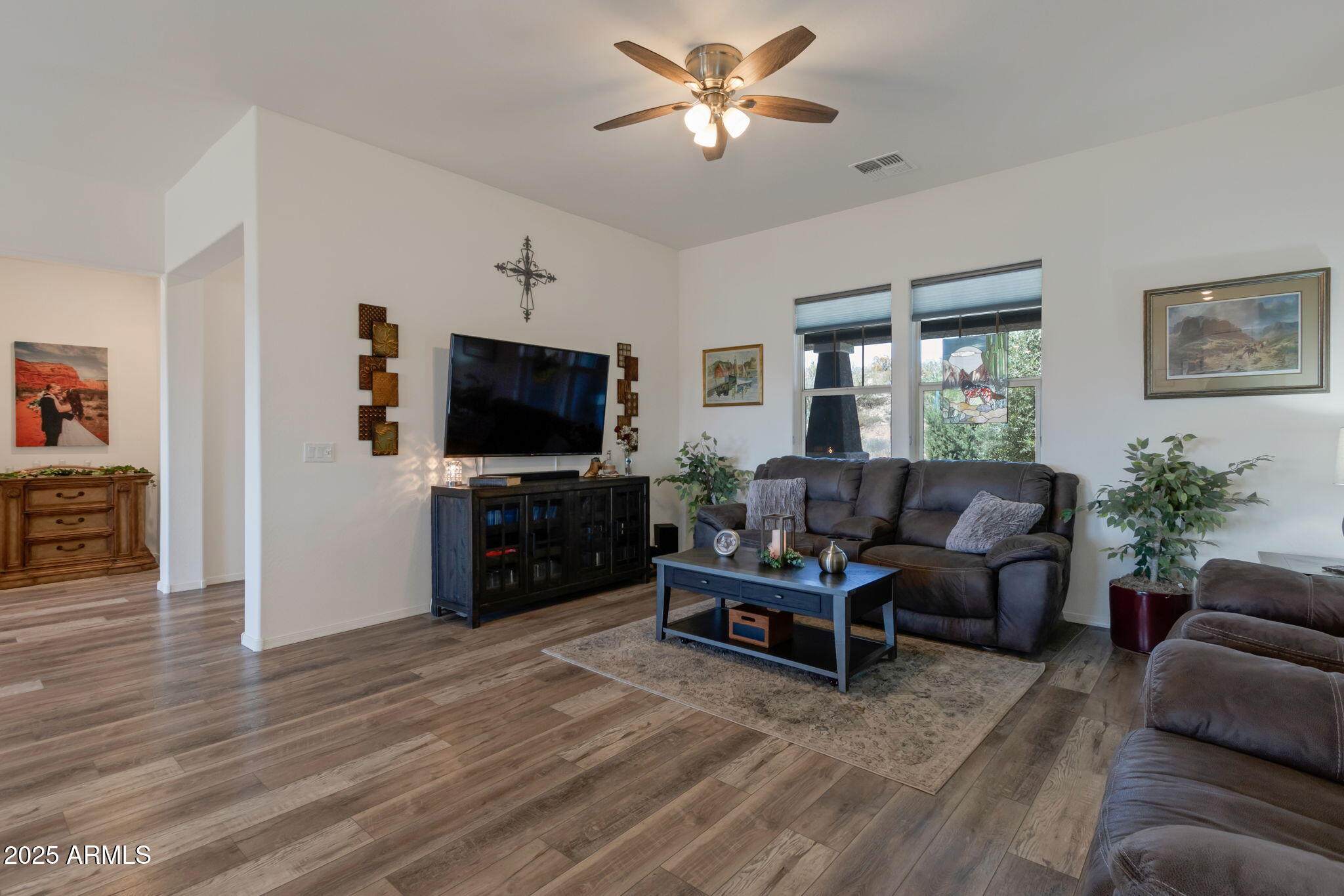 6025 N HANOVER Court