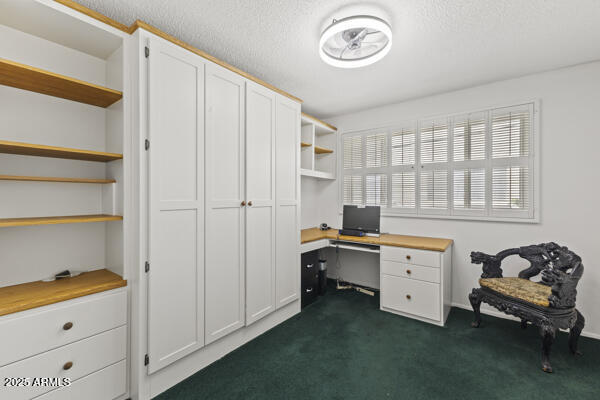 500 W CLARENDON Avenue D6