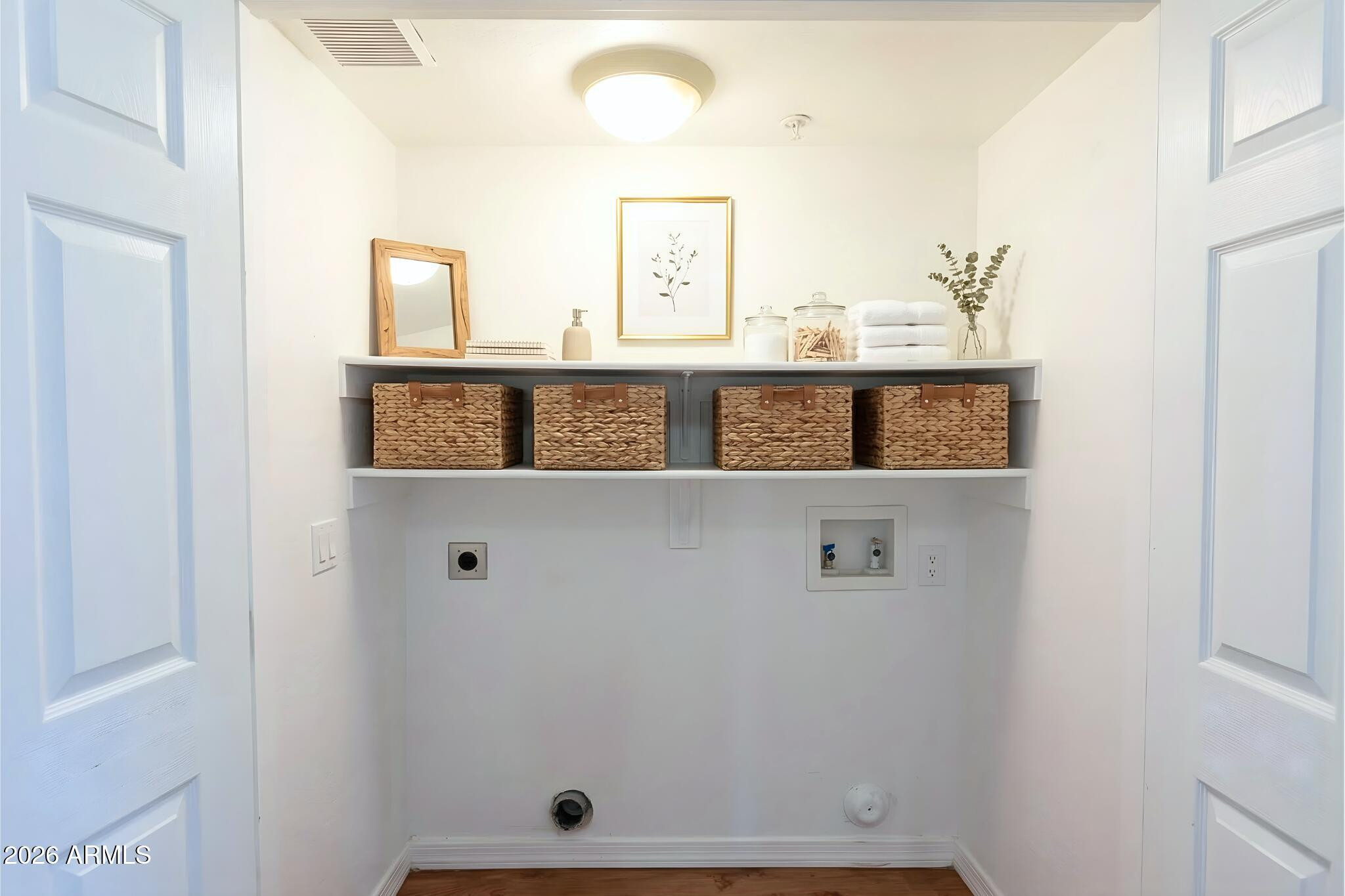 2324 W Lone Cactus Drive Apt 11