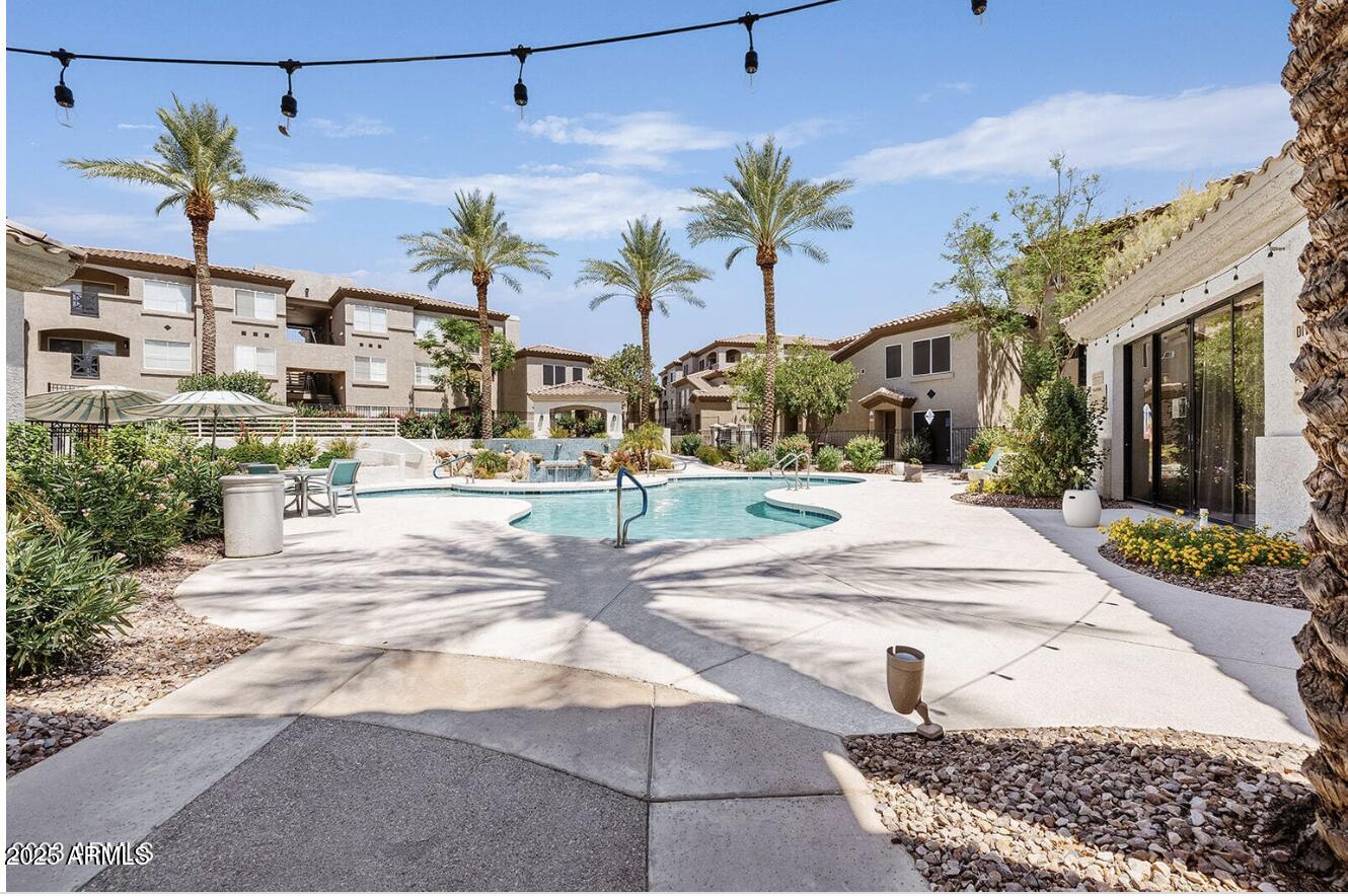 3236 E CHANDLER Boulevard 1079