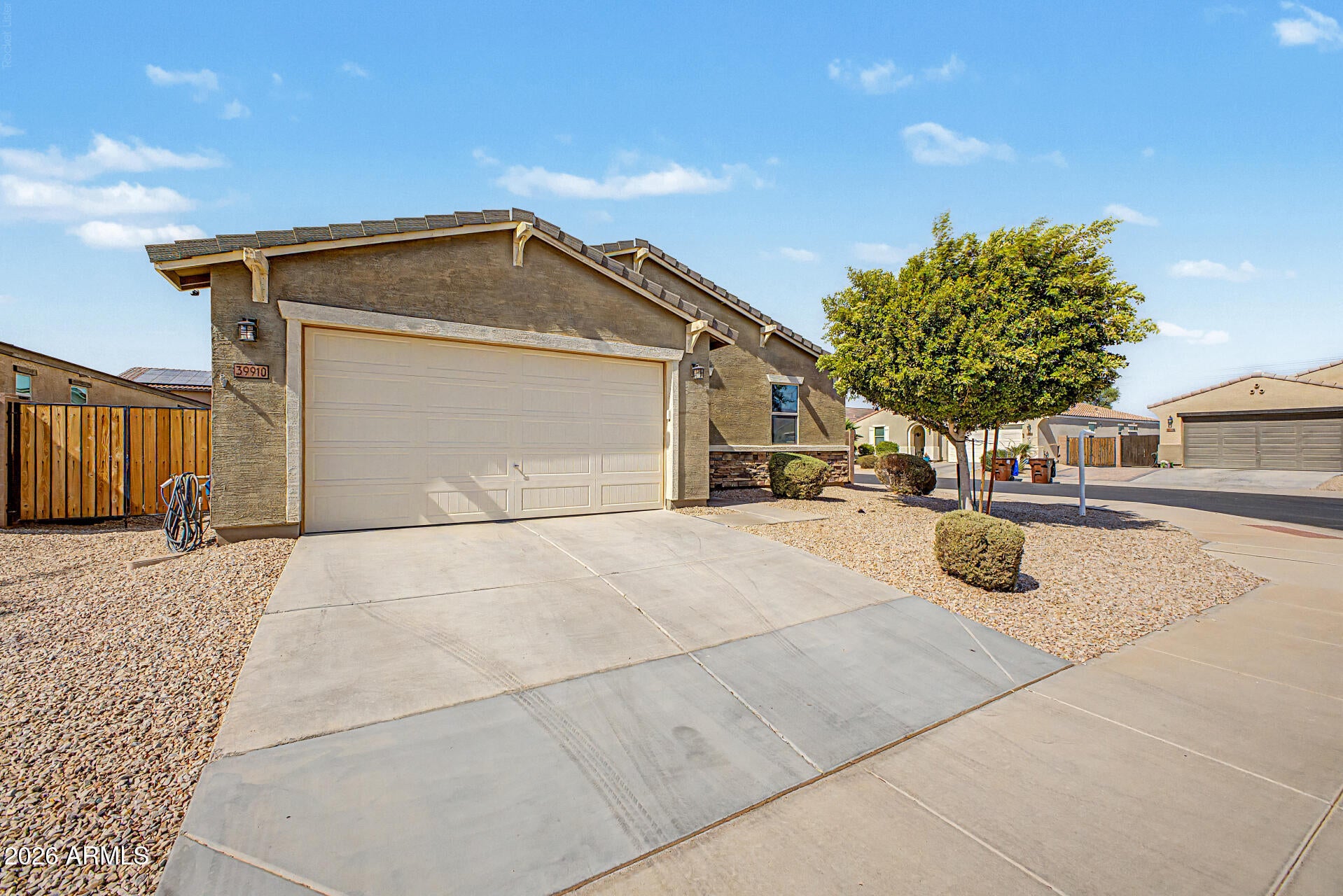 39910 W CURTIS Way