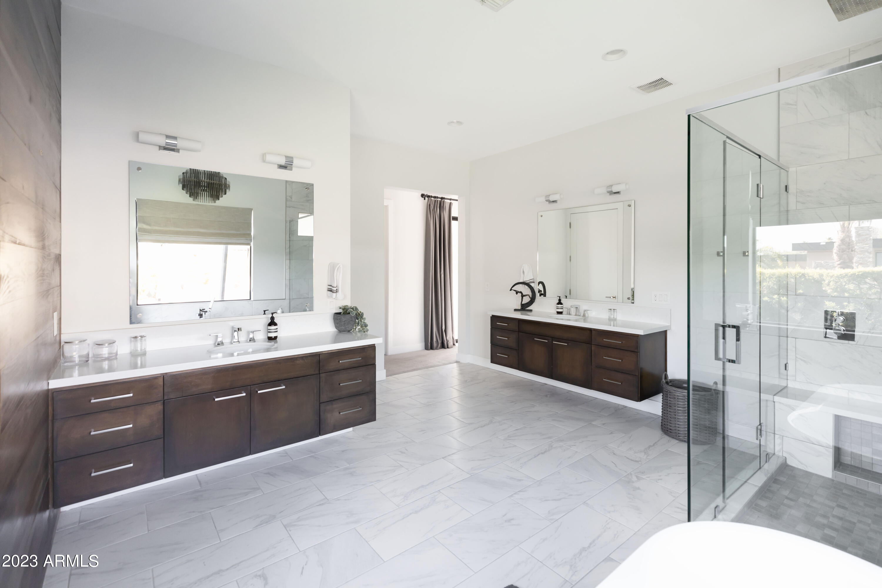 MARION ESTATES - Residential
