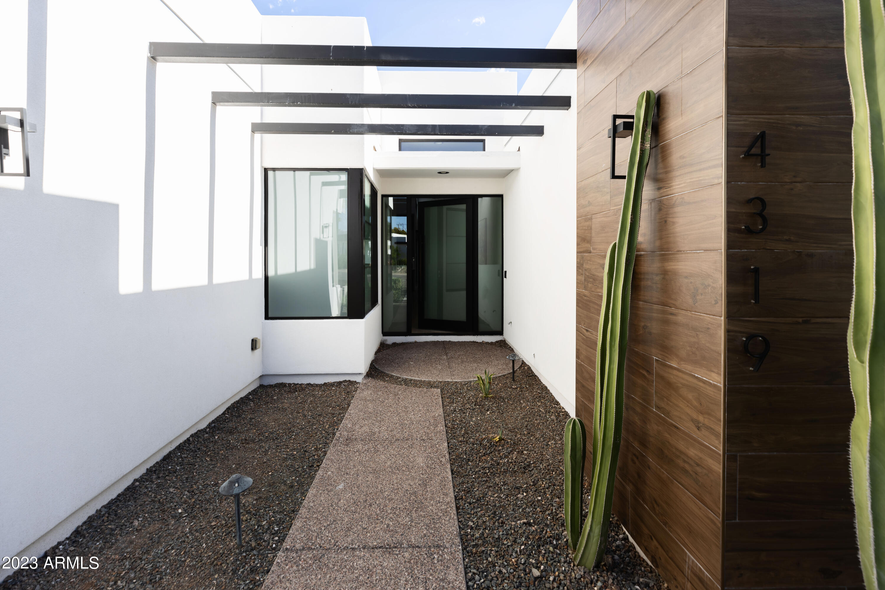 MARION ESTATES - Residential
