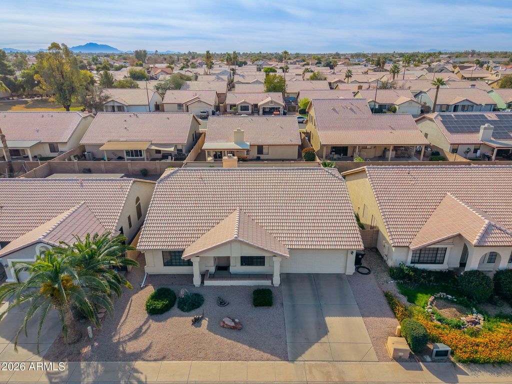 Photo of 513 W Silver Creek Road, Gilbert, AZ 85233 (MLS # 6989246)