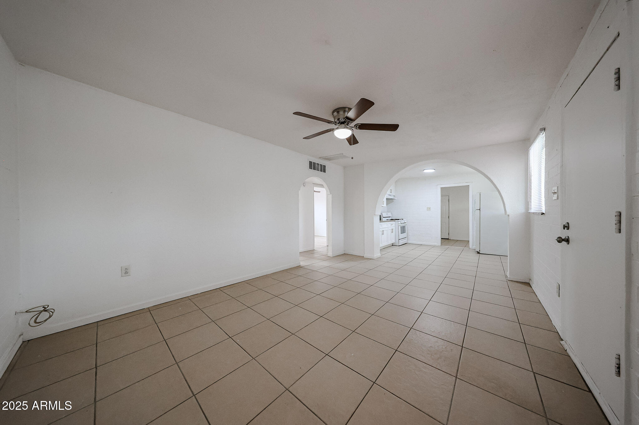 3935 W PALM Lane