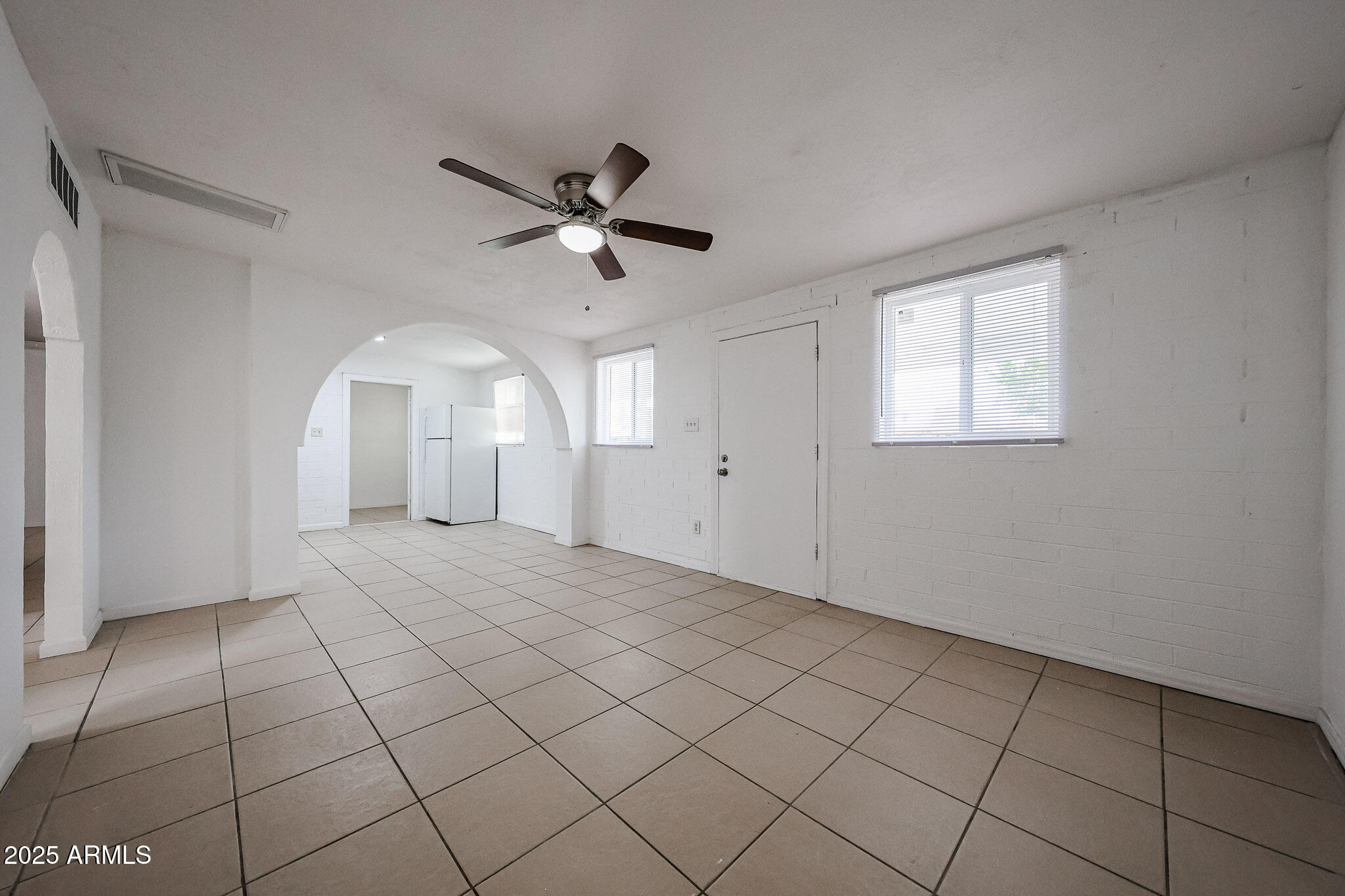 3935 W PALM Lane