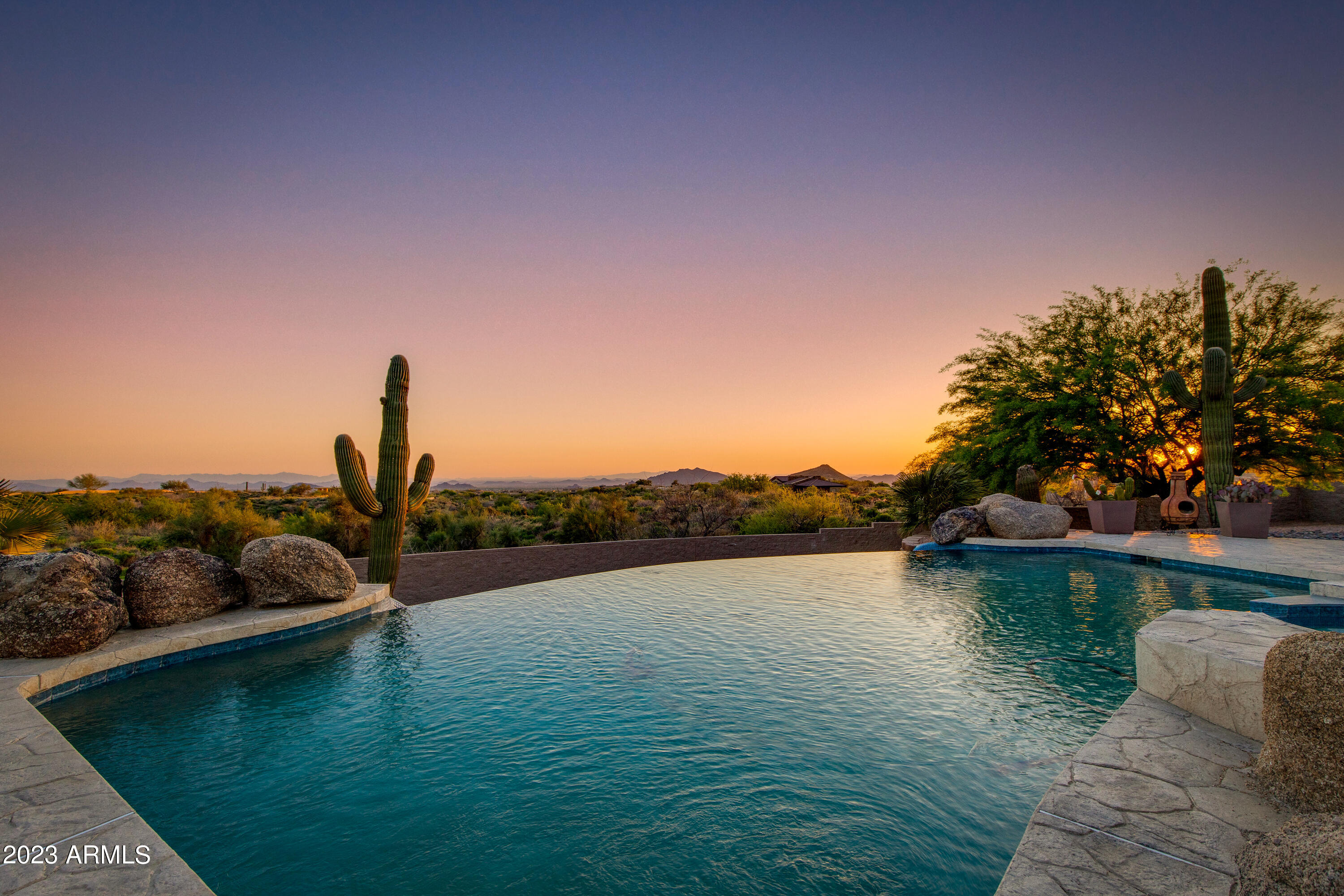 QUAIL RIDGE - Residential