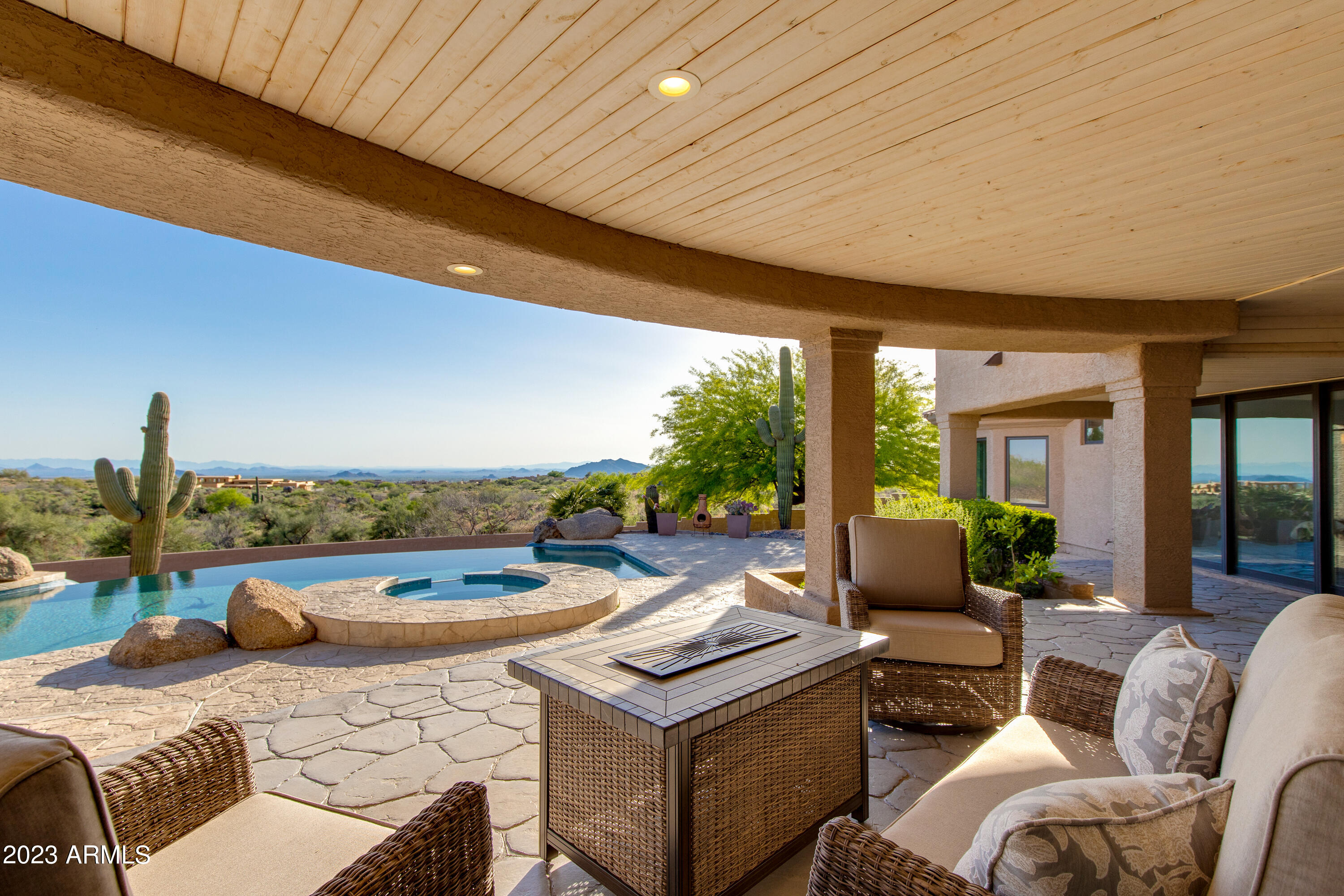 QUAIL RIDGE - Residential