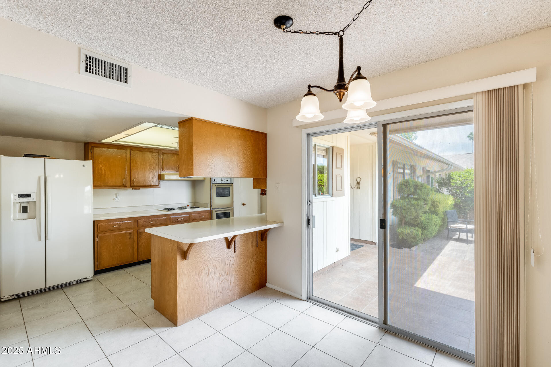 10137 W FORRESTER Drive