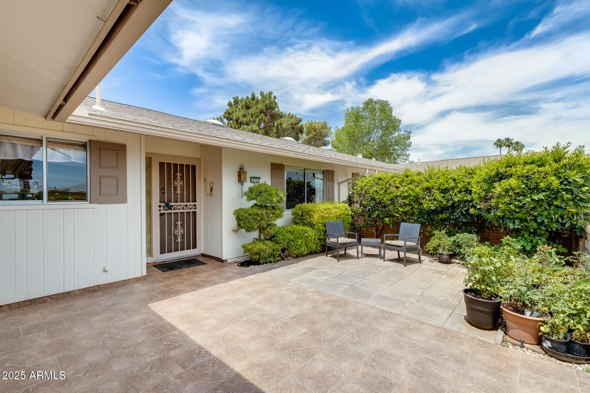 10137 W FORRESTER Drive