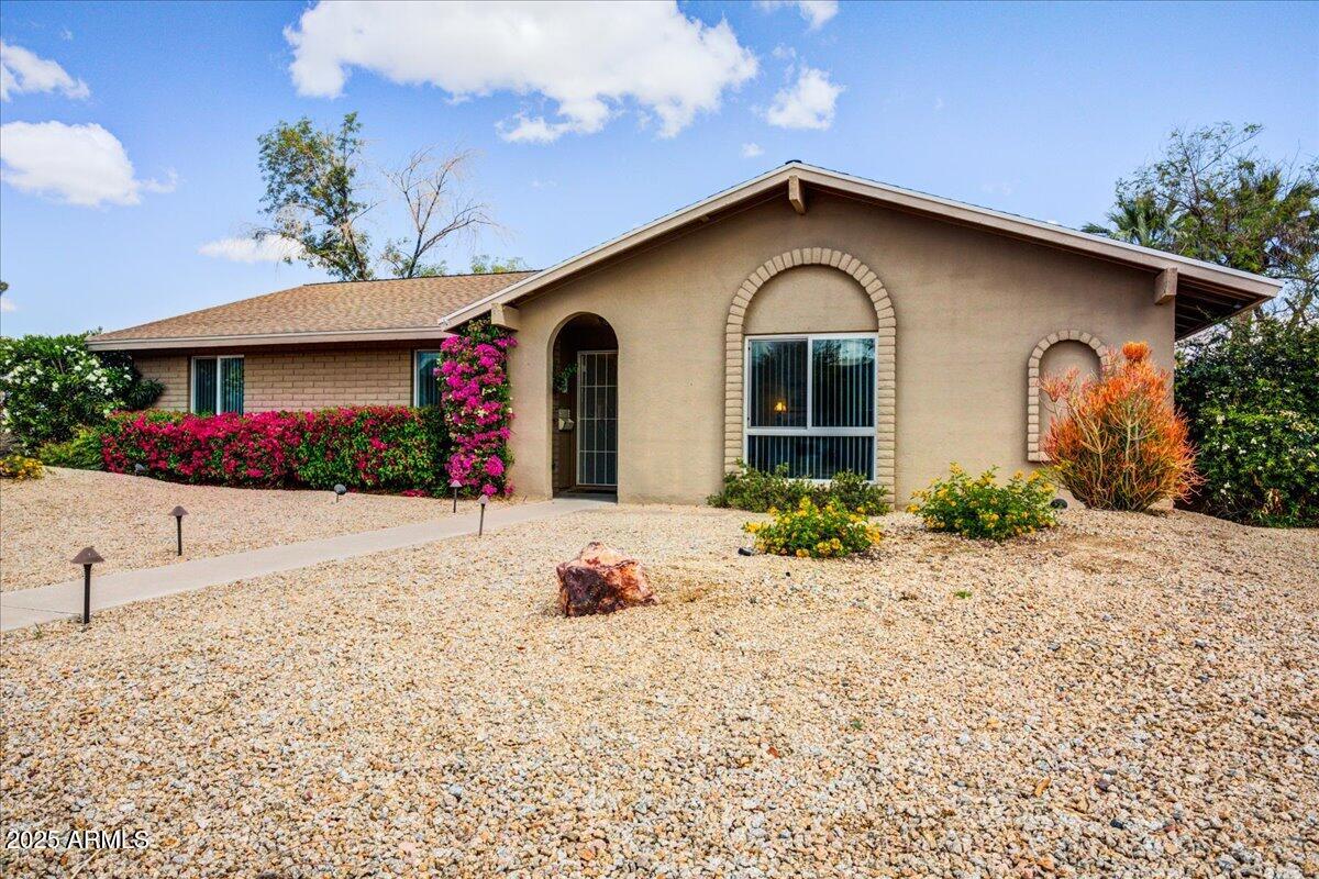 2846 E LUPINE Avenue