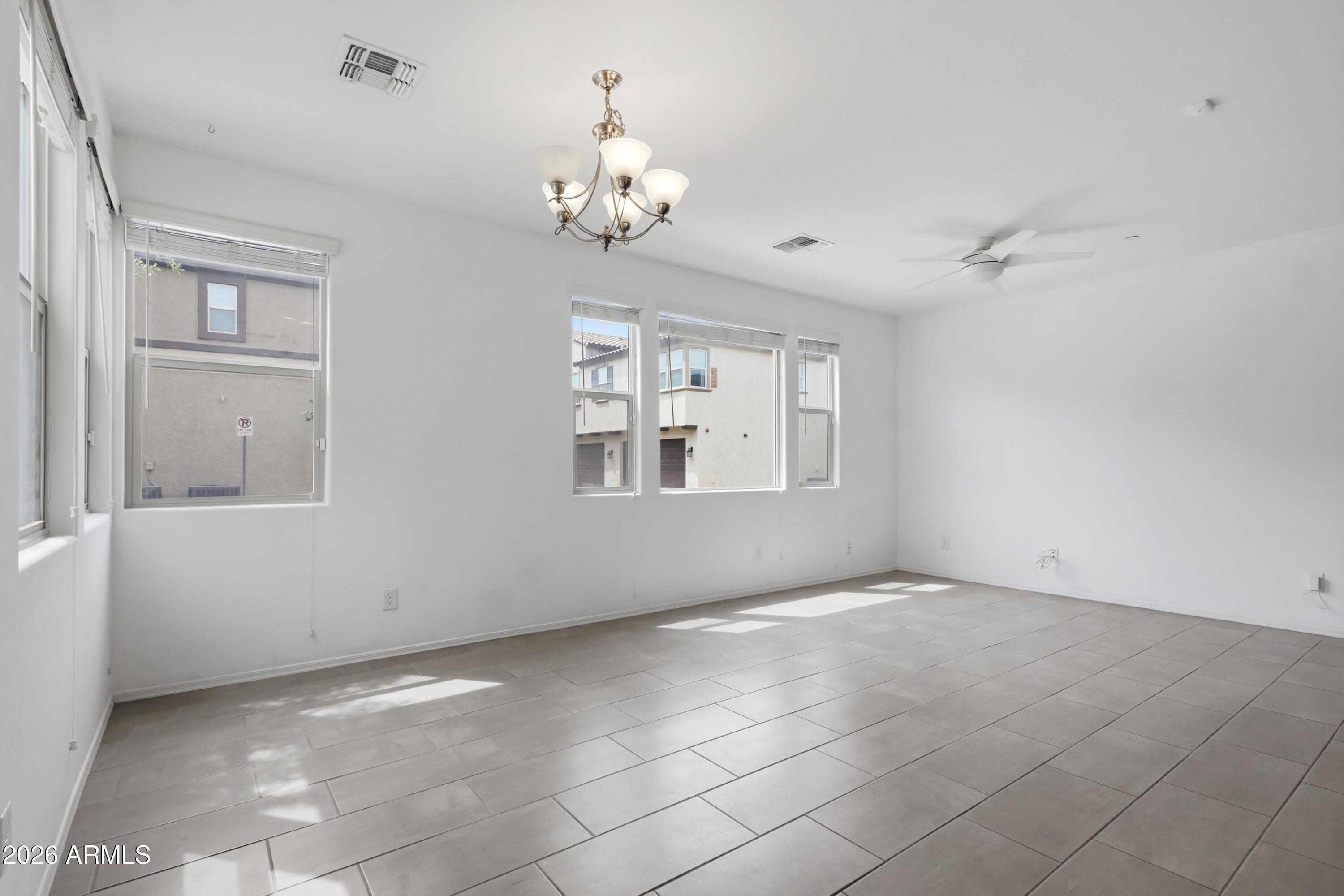 14870 W ENCANTO Boulevard 1055