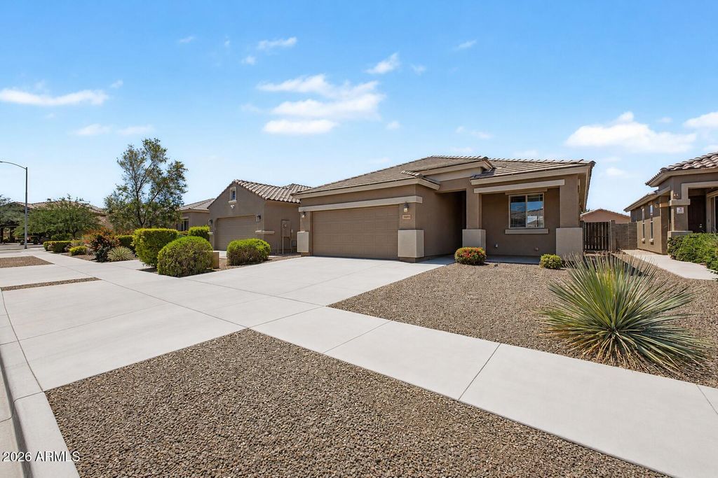 Photo of 8869 W Hollywood Avenue, Peoria, AZ 85345 (MLS # 7030105)
