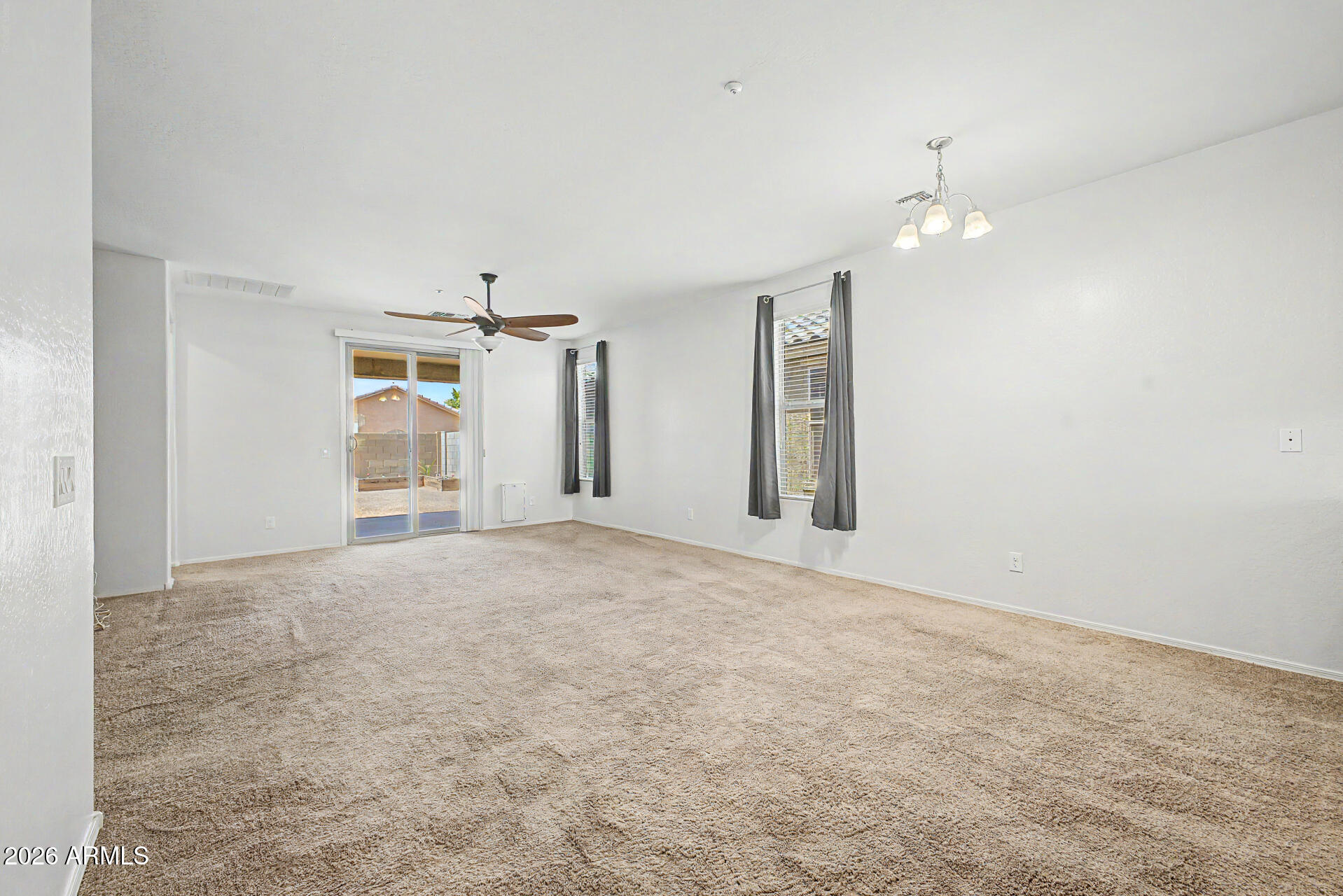 GRAND MANOR - Residential