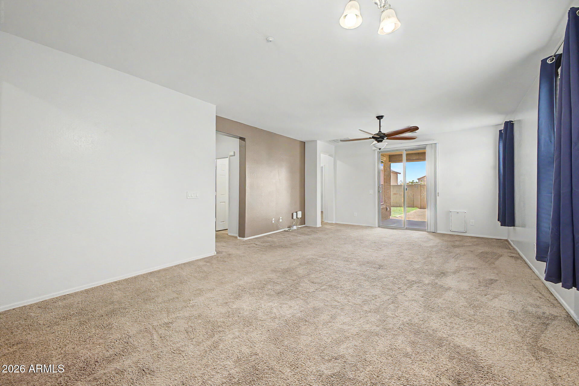 GRAND MANOR - Residential