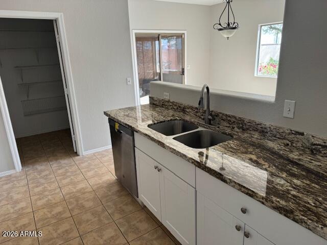 5950 E VALLEY VIEW Drive