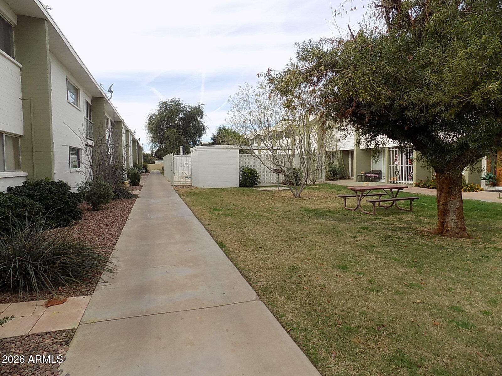SCOTTSDALE EAST - Residential