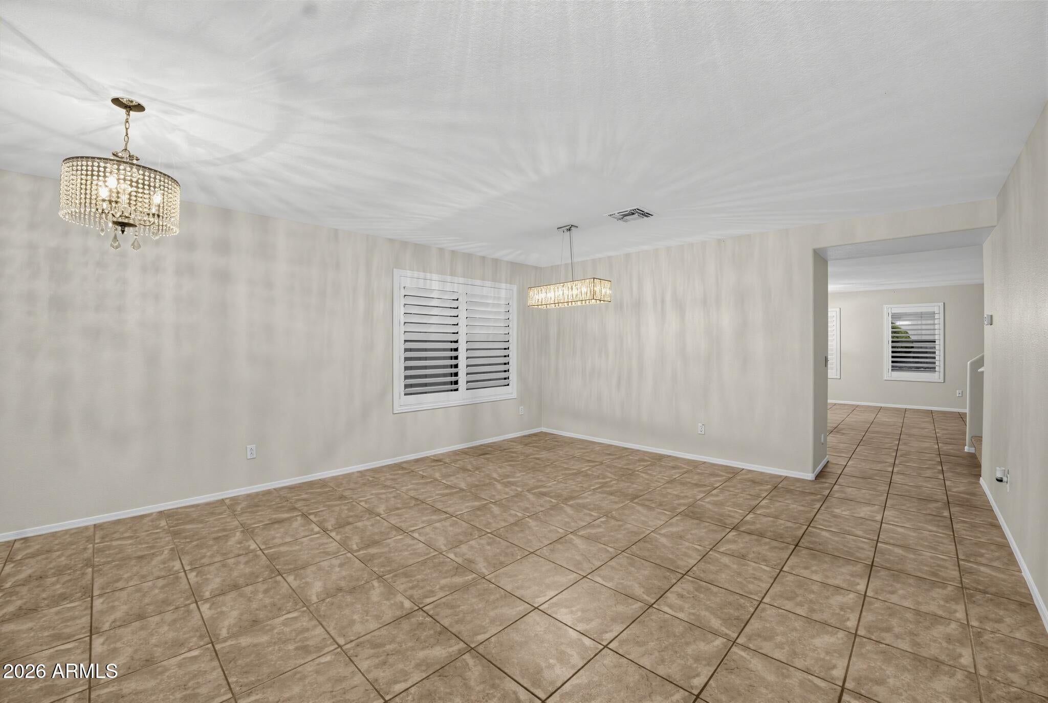 1704 W WILDWOOD Drive