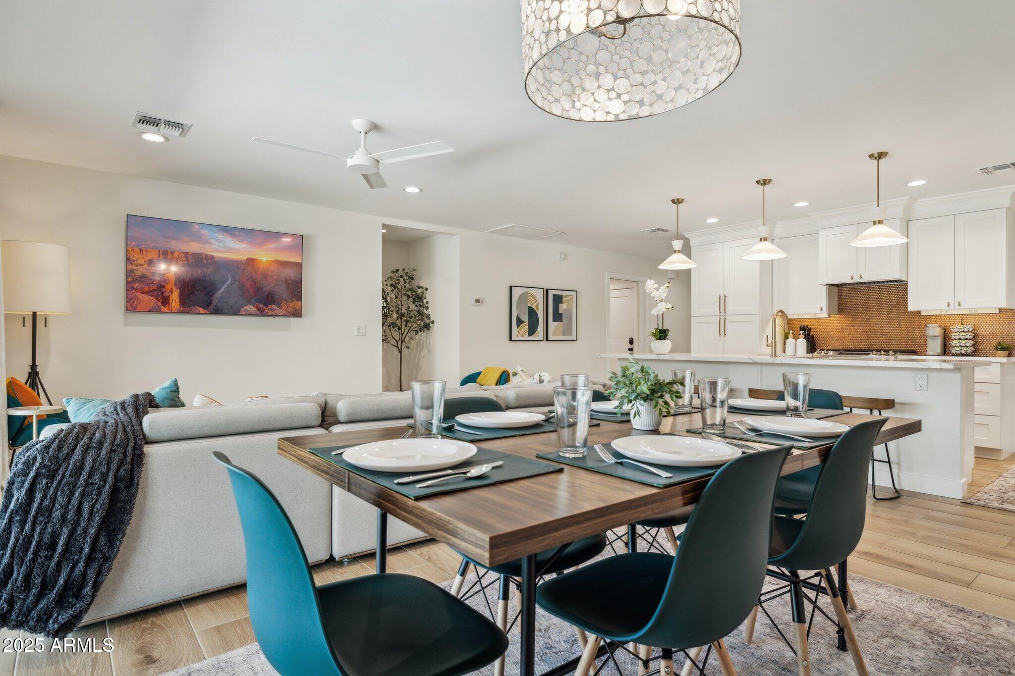 8626 E CLARENDON Avenue